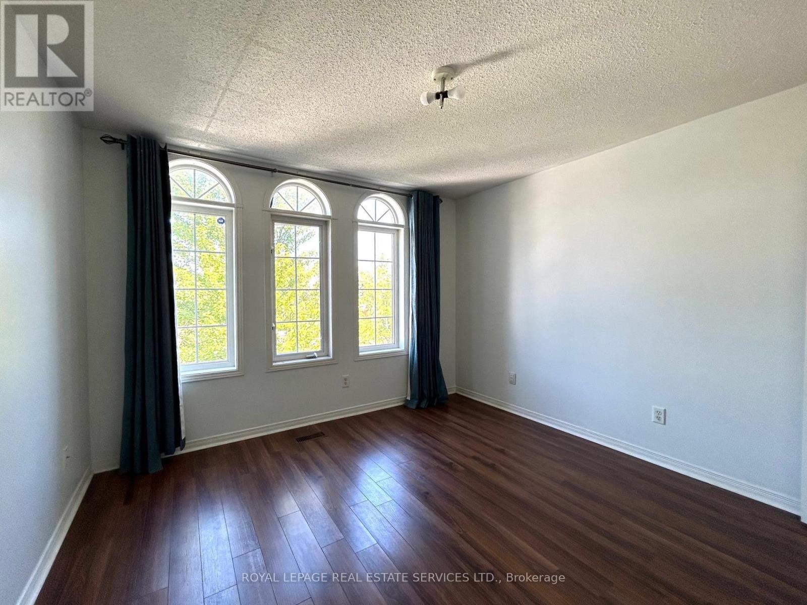4908 Long Acre Drive, Mississauga, Ontario  L5M 7L1 - Photo 24 - W12428006