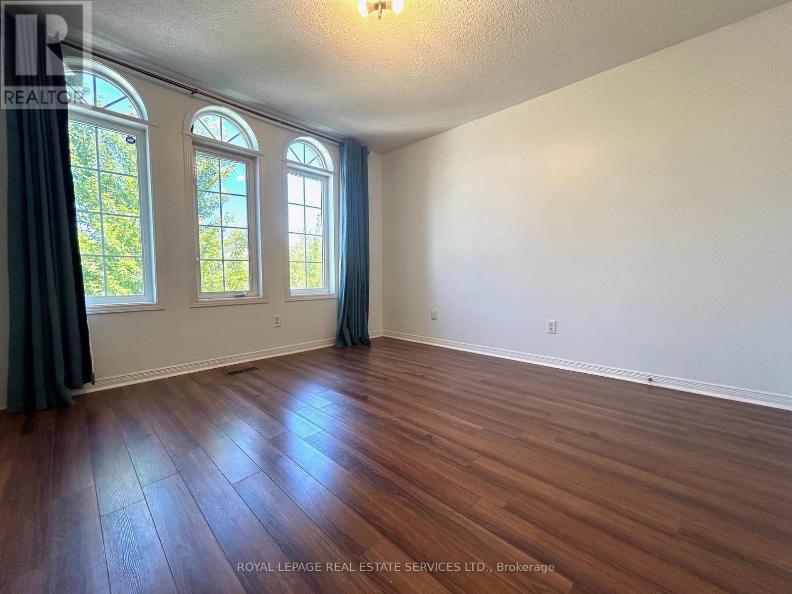 4908 Long Acre Drive, Mississauga, Ontario  L5M 7L1 - Photo 25 - W12428006