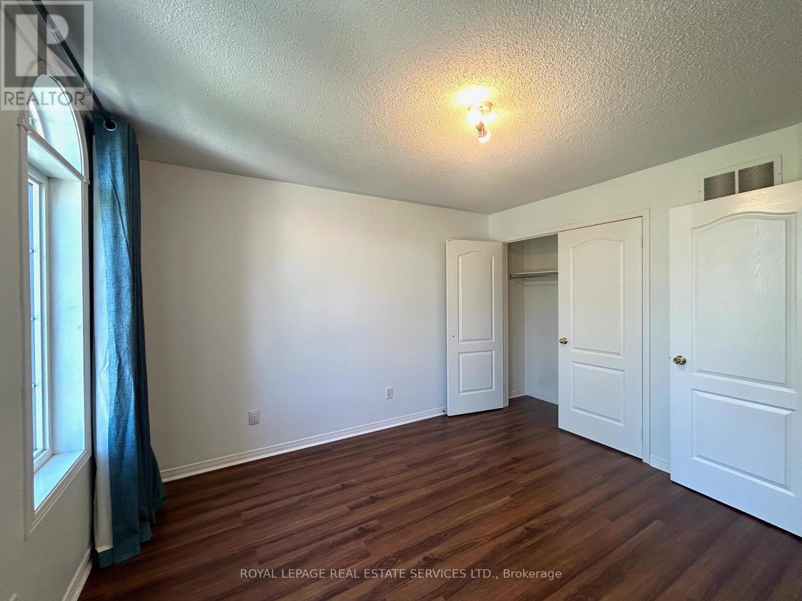 4908 Long Acre Drive, Mississauga, Ontario  L5M 7L1 - Photo 26 - W12428006