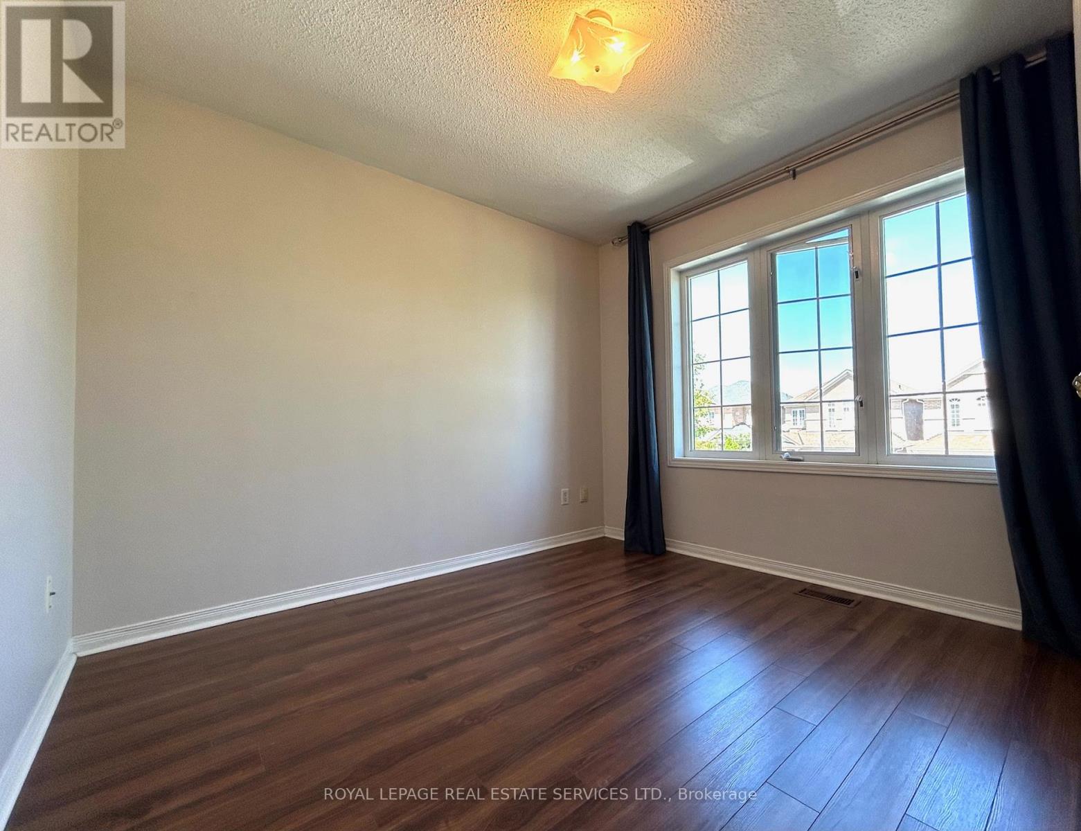 4908 Long Acre Drive, Mississauga, Ontario  L5M 7L1 - Photo 27 - W12428006
