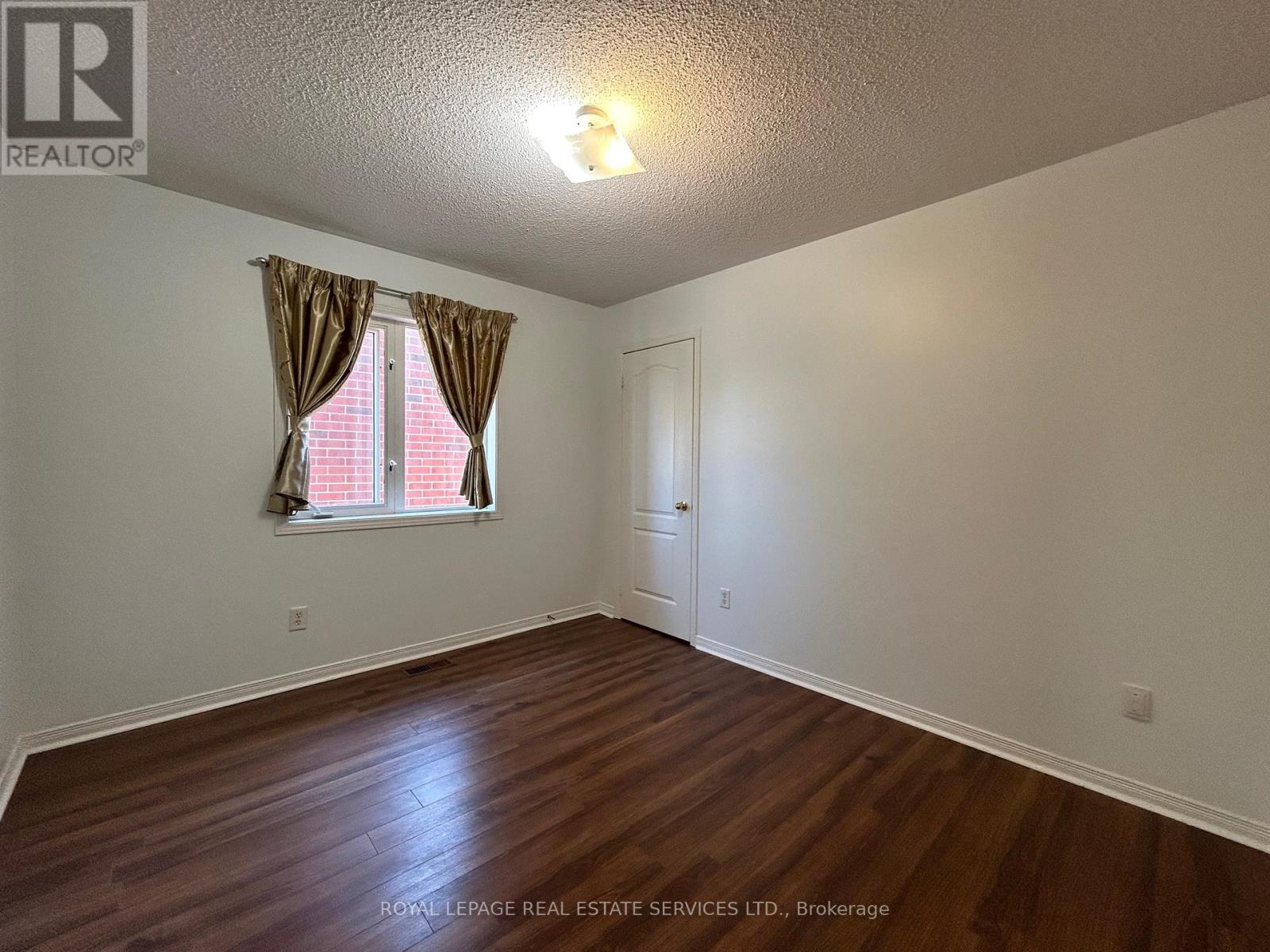 4908 Long Acre Drive, Mississauga, Ontario  L5M 7L1 - Photo 31 - W12428006