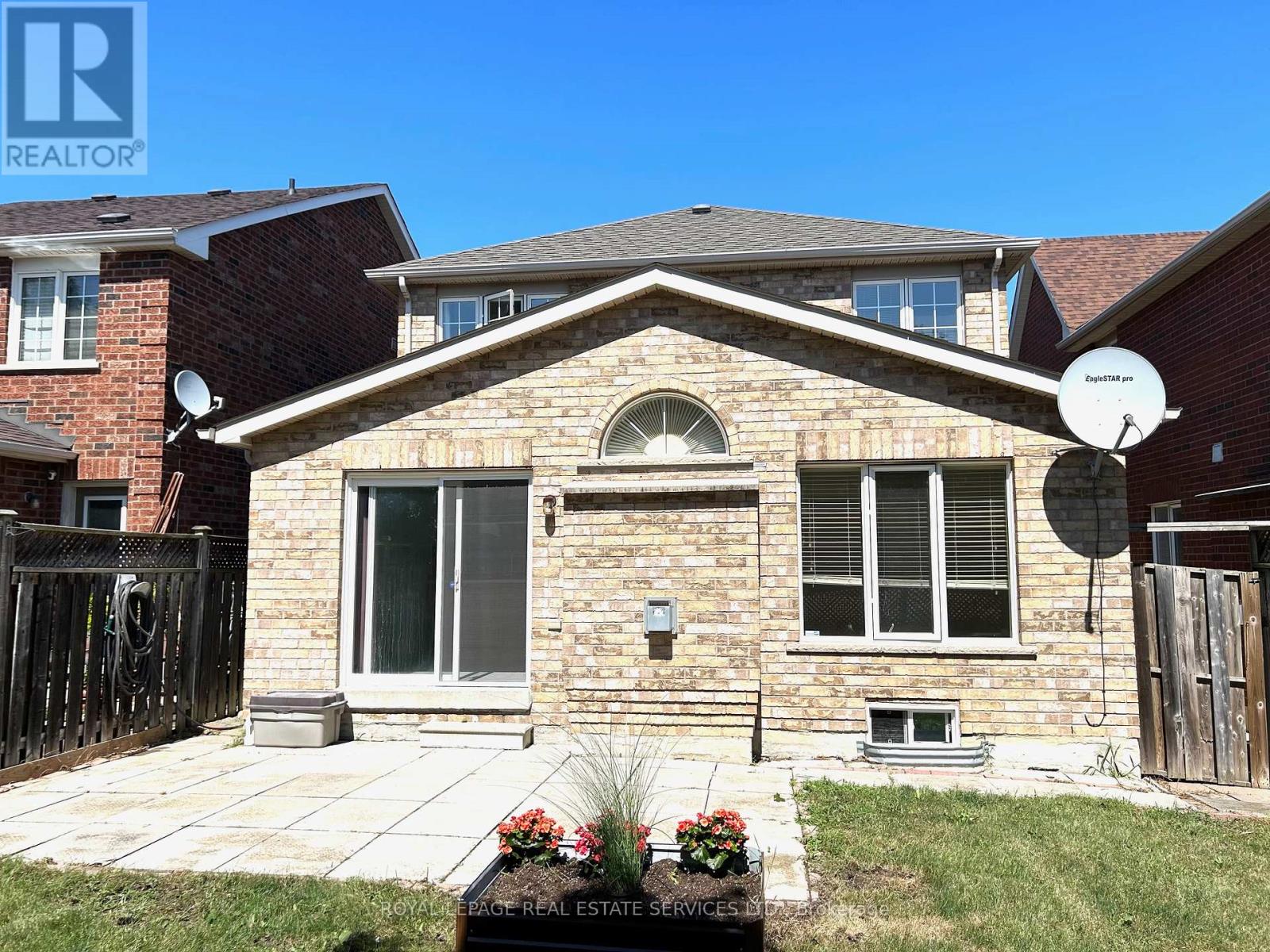 4908 Long Acre Drive, Mississauga, Ontario  L5M 7L1 - Photo 36 - W12428006