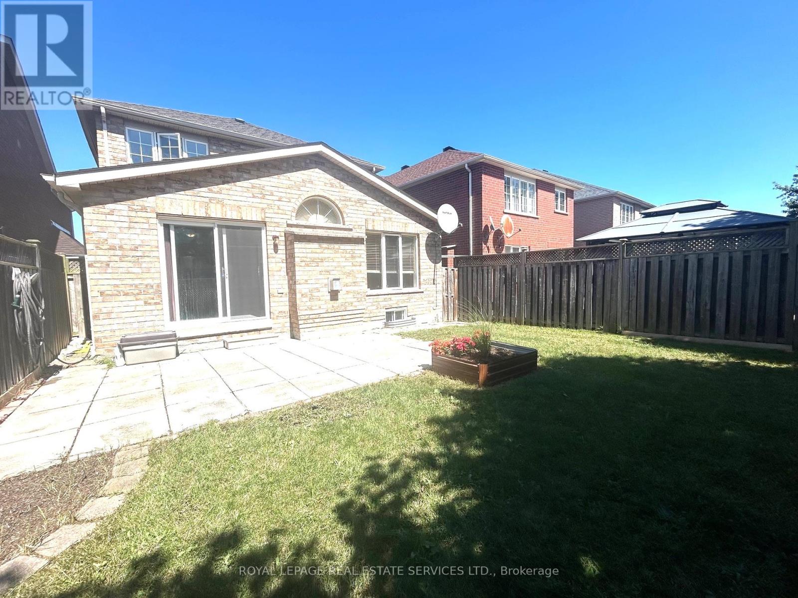 4908 Long Acre Drive, Mississauga, Ontario  L5M 7L1 - Photo 37 - W12428006