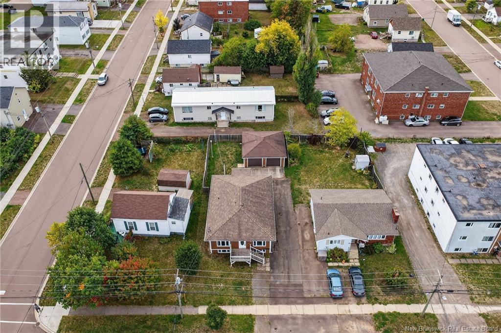42 Murphy Avenue, Moncton, New Brunswick  E1A 4N6 - Photo 3 - NB127443