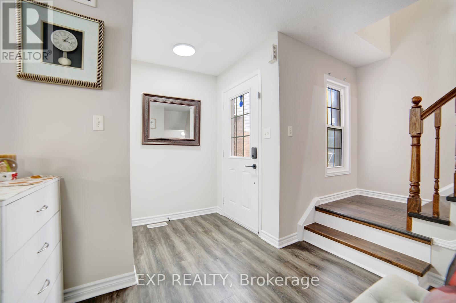 56 Verona Street, Kitchener, Ontario  N2R 1T9 - Photo 17 - X12428007