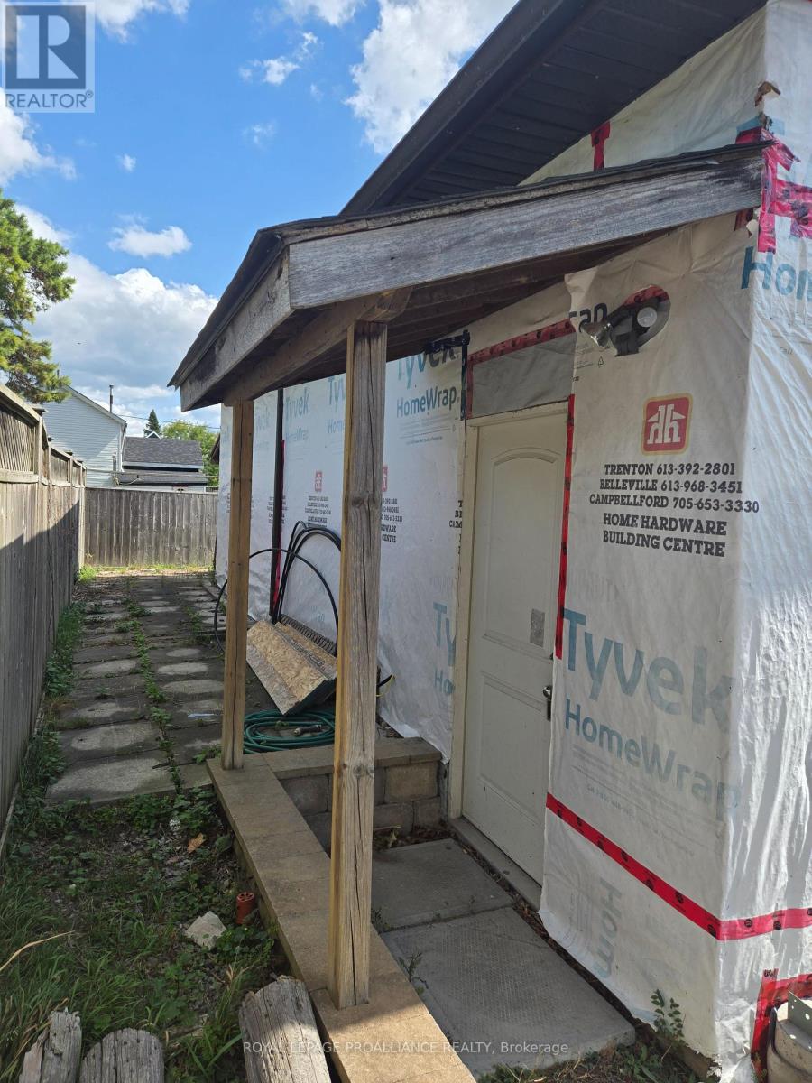 63 S Church Street, Belleville, Ontario  K8N 3B5 - Photo 18 - X12426664