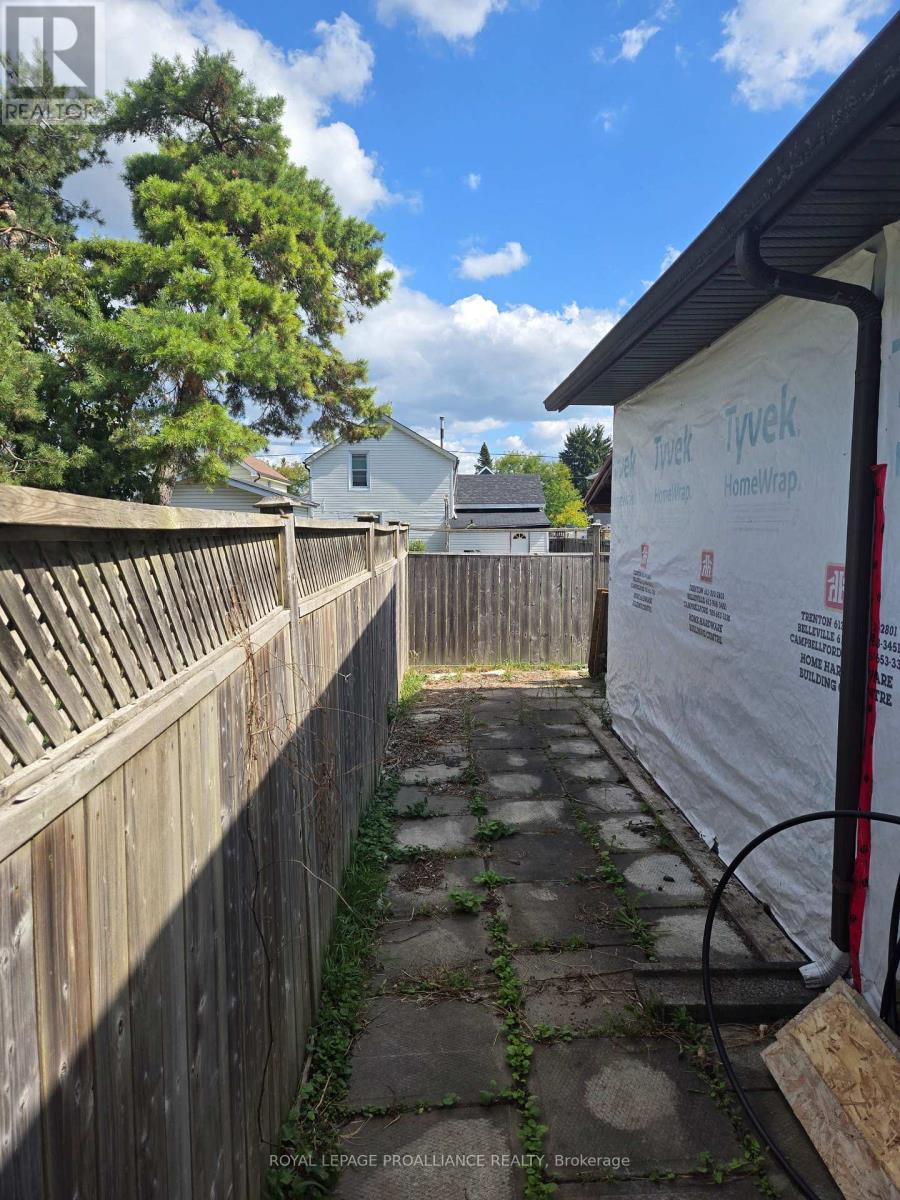 63 S Church Street, Belleville, Ontario  K8N 3B5 - Photo 19 - X12426664