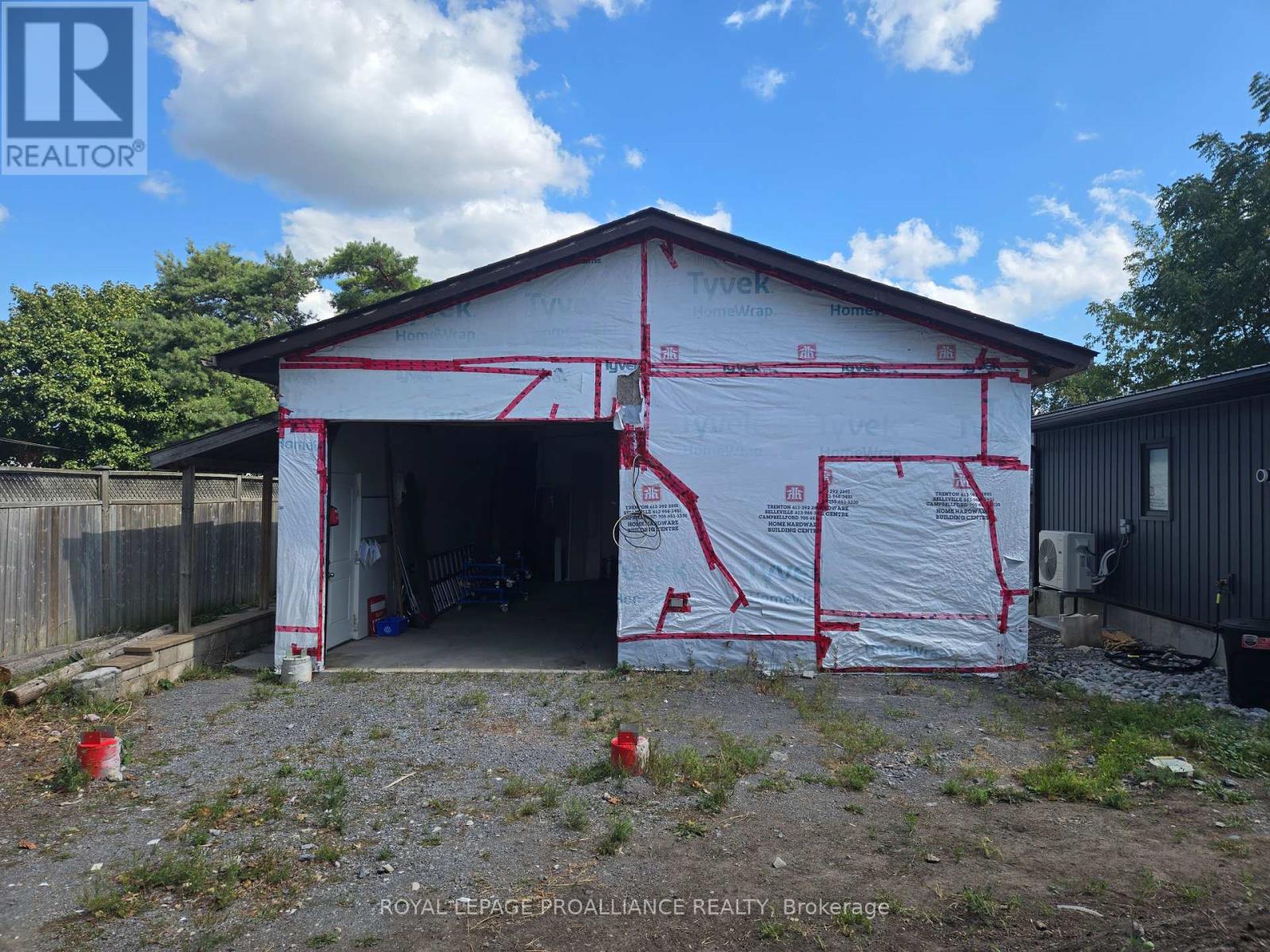 63 S Church Street, Belleville, Ontario  K8N 3B5 - Photo 6 - X12426664