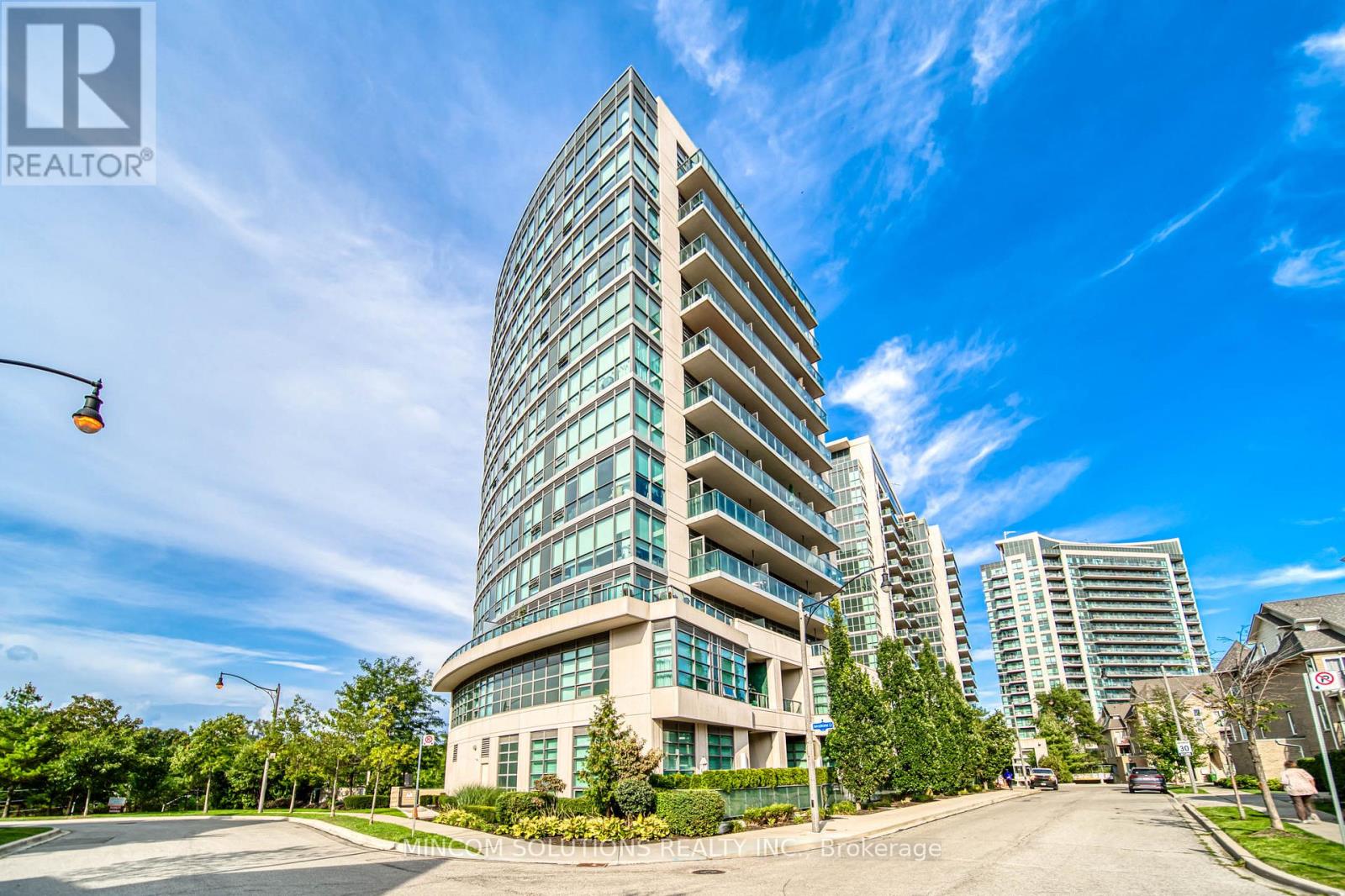 110 - 35 Brian Peck Crescent, Toronto, Ontario  M4G 0A5 - Photo 1 - C12428018