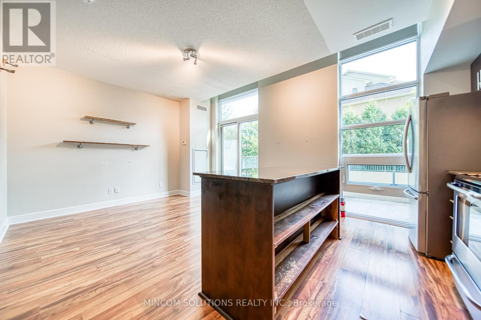 110 - 35 Brian Peck Crescent, Toronto, Ontario  M4G 0A5 - Photo 16 - C12428018