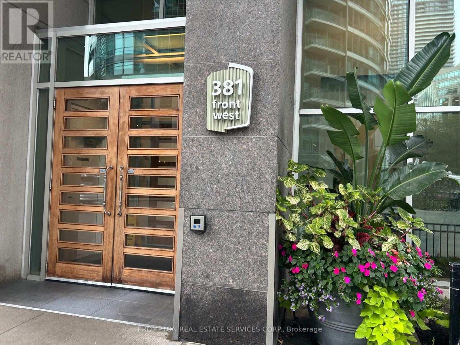 609 - 381 Front Street W, Toronto, Ontario  M5V 3R8 - Photo 3 - C12428035