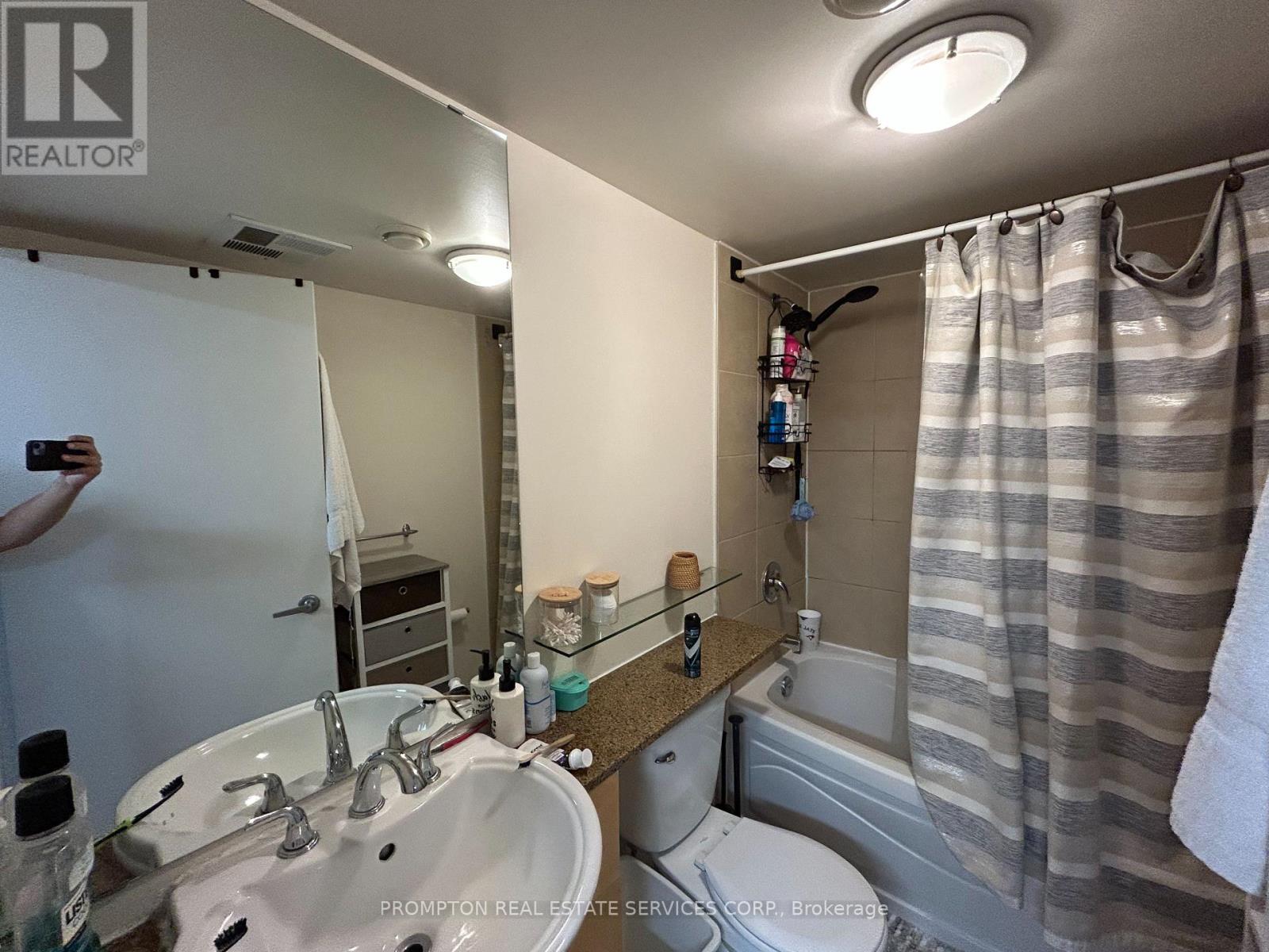 609 - 381 Front Street W, Toronto, Ontario  M5V 3R8 - Photo 9 - C12428035
