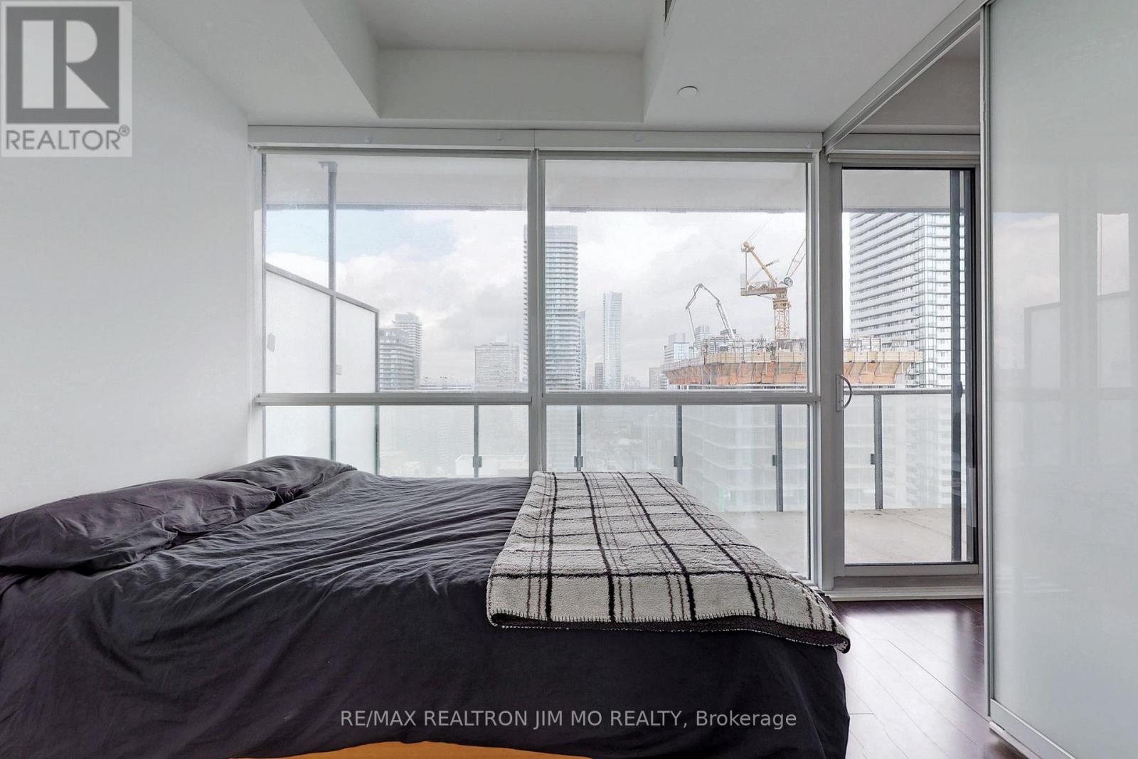 3507 - 15 Grenville Street, Toronto, Ontario  M4Y 1A1 - Photo 13 - C12428044