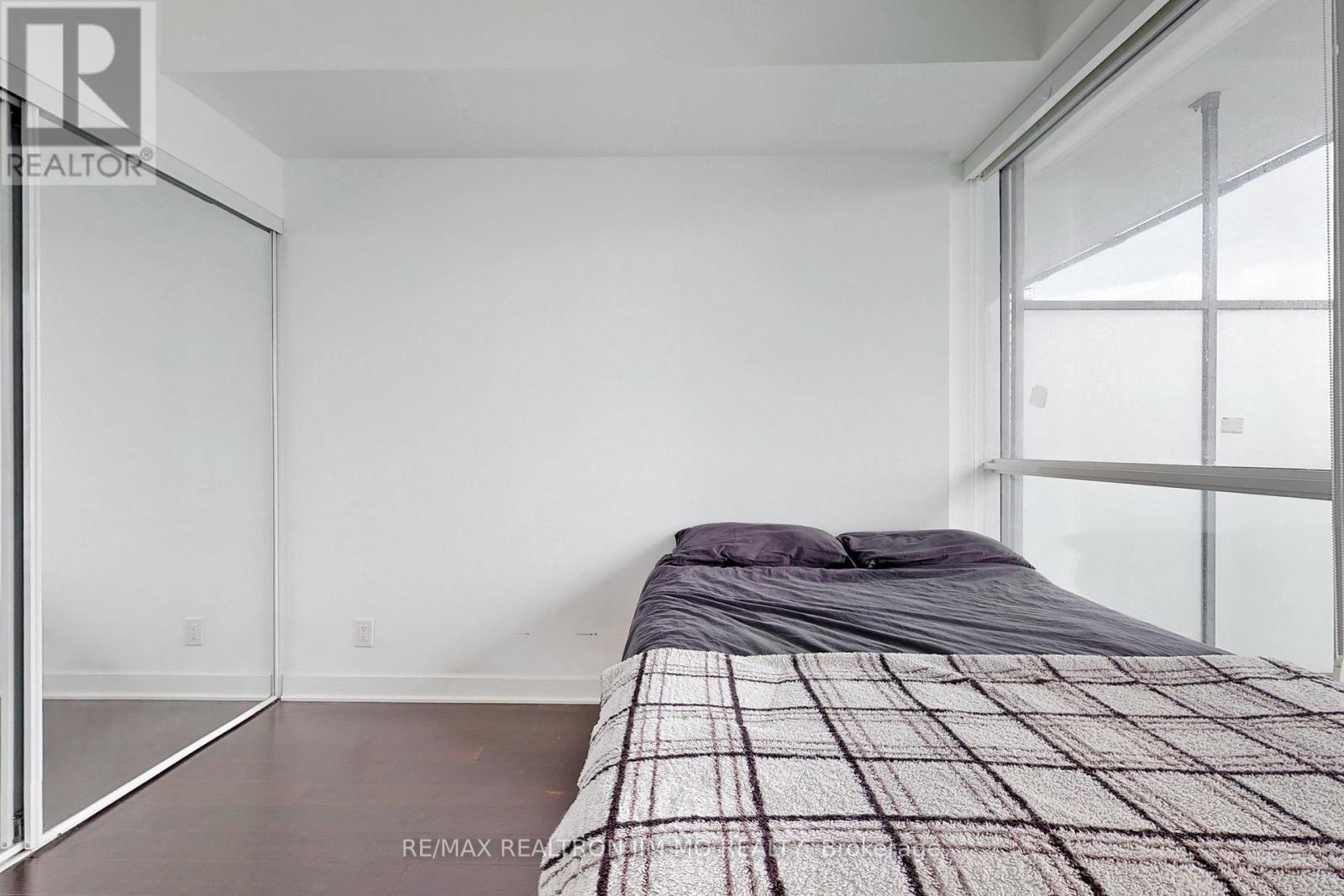 3507 - 15 Grenville Street, Toronto, Ontario  M4Y 1A1 - Photo 16 - C12428044