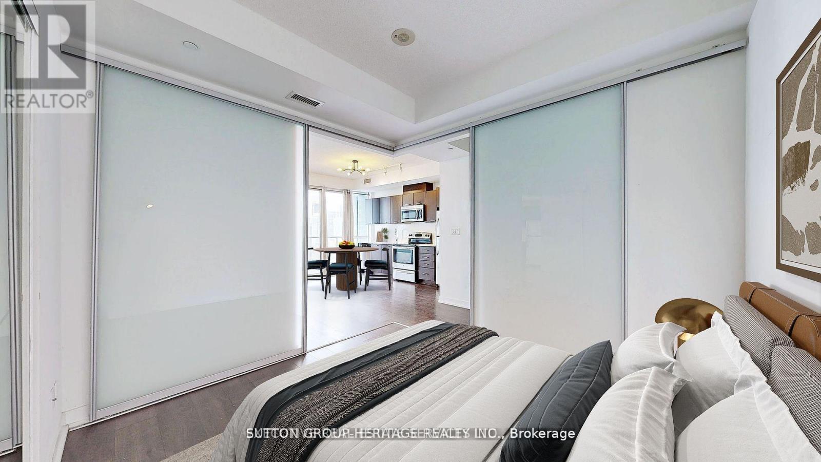 1901 - 20 Bruyeres Mews, Toronto, Ontario  M5V 0G8 - Photo 17 - C12428050