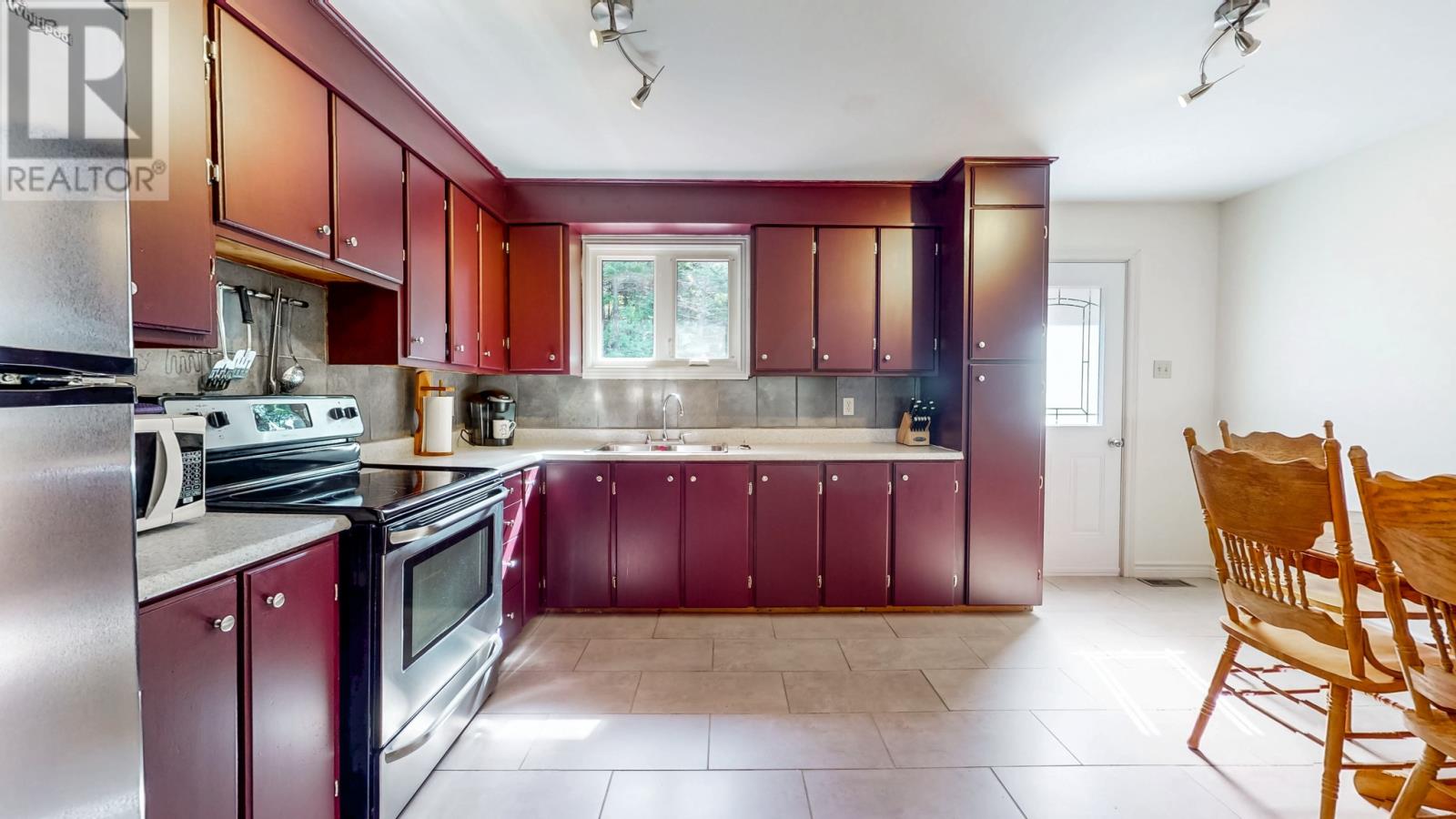 23 Bridge Road, Torbay, Newfoundland & Labrador  A1K 1A1 - Photo 12 - 1290303