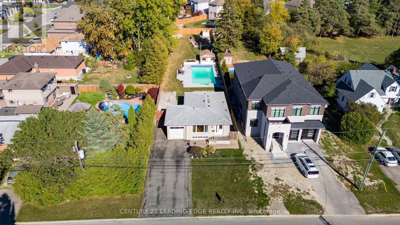 815 Douglas Avenue, Pickering, Ontario  L1W 1N2 - Photo 20 - E12428073