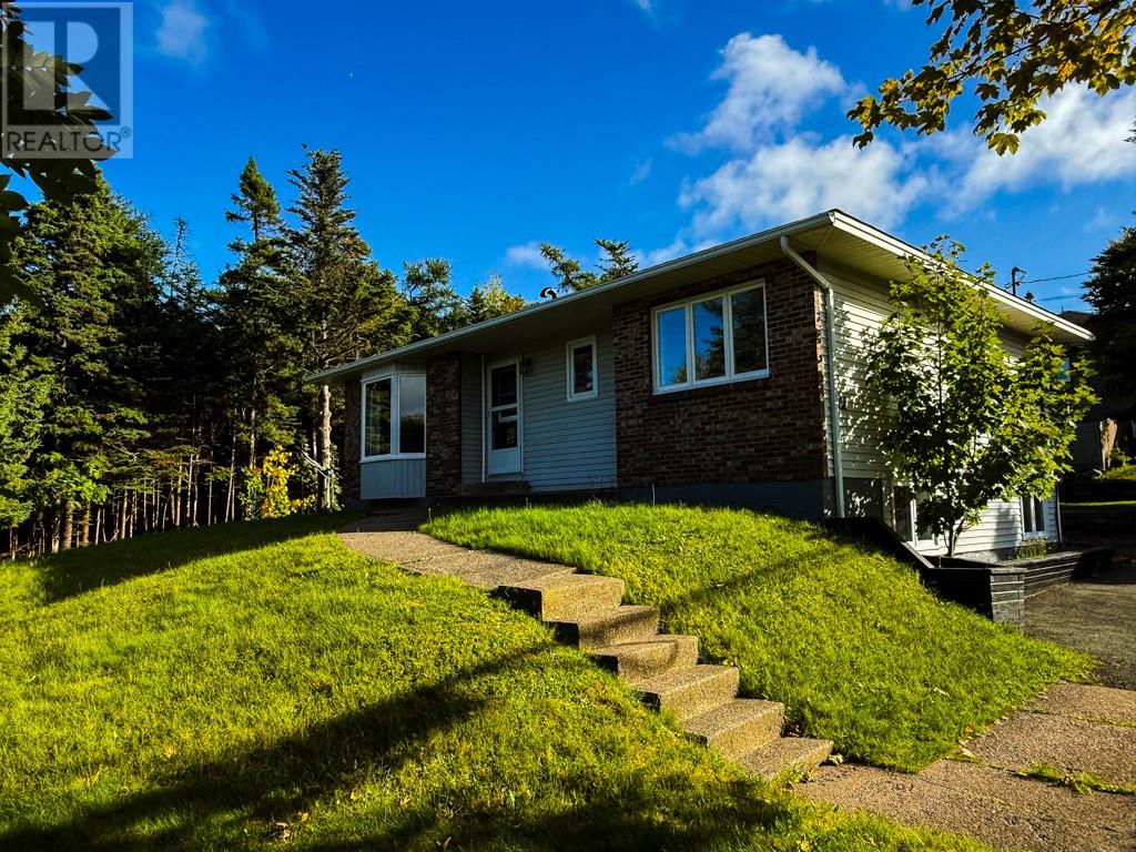 122 Duff Crescent, Paradise, Newfoundland & Labrador  A1L 2A7 - Photo 1 - 1290852