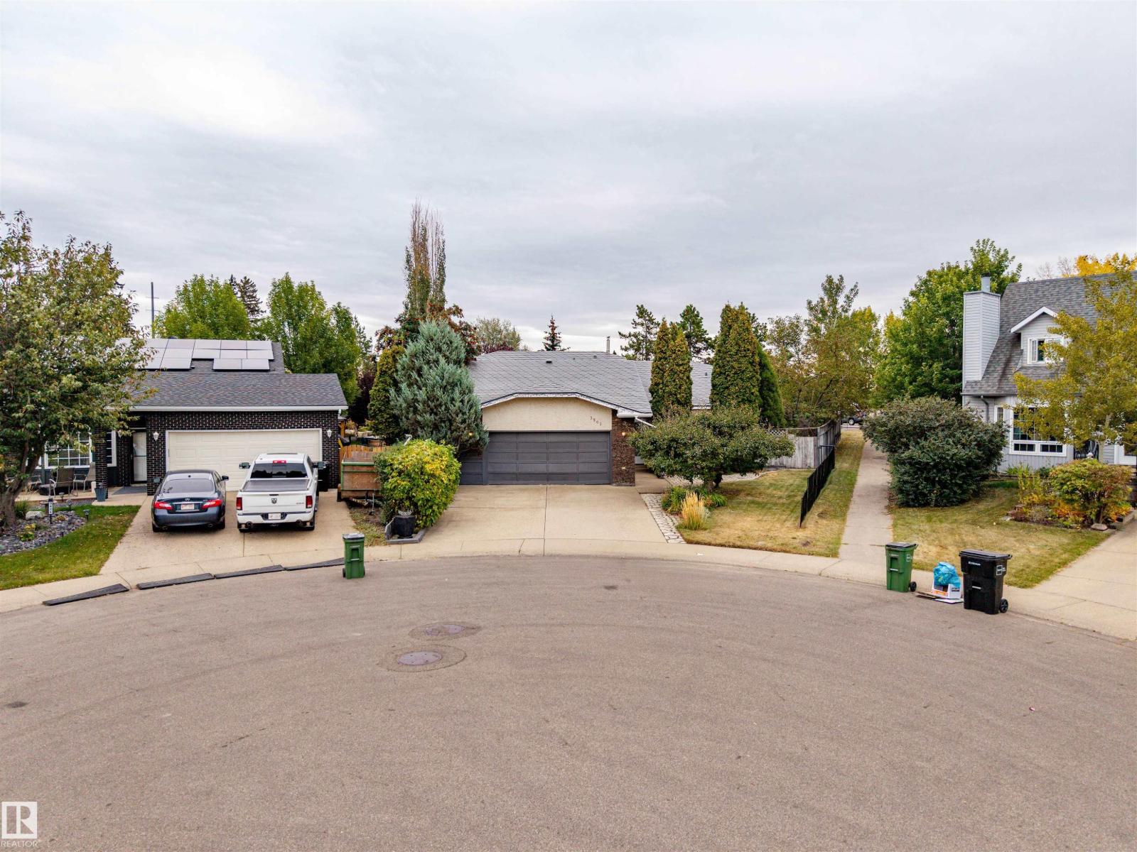 3503 34a Av Nw, Edmonton, Alberta  T6L 3Y8 - Photo 3 - E4459608