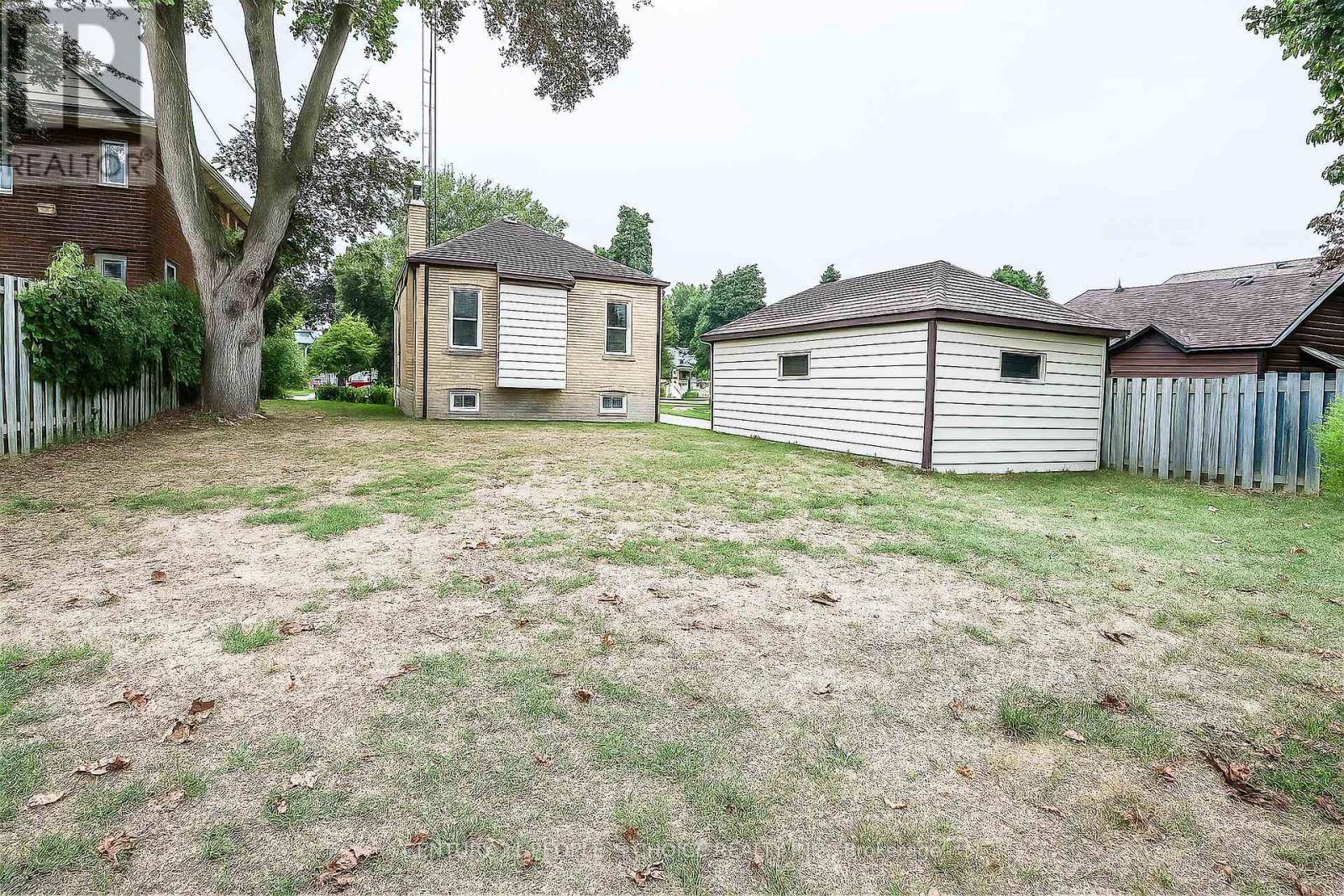97 Arlington Avenue N, Oshawa, Ontario  L1G 2N5 - Photo 29 - E12427728