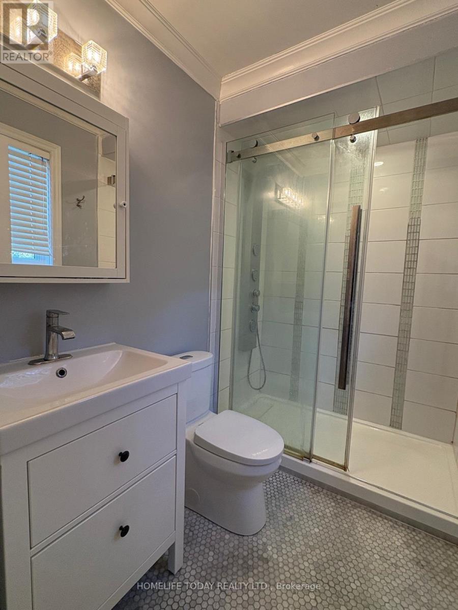 39 Park Place Drive, Markham, Ontario  L6E 1Z9 - Photo 10 - N12426697