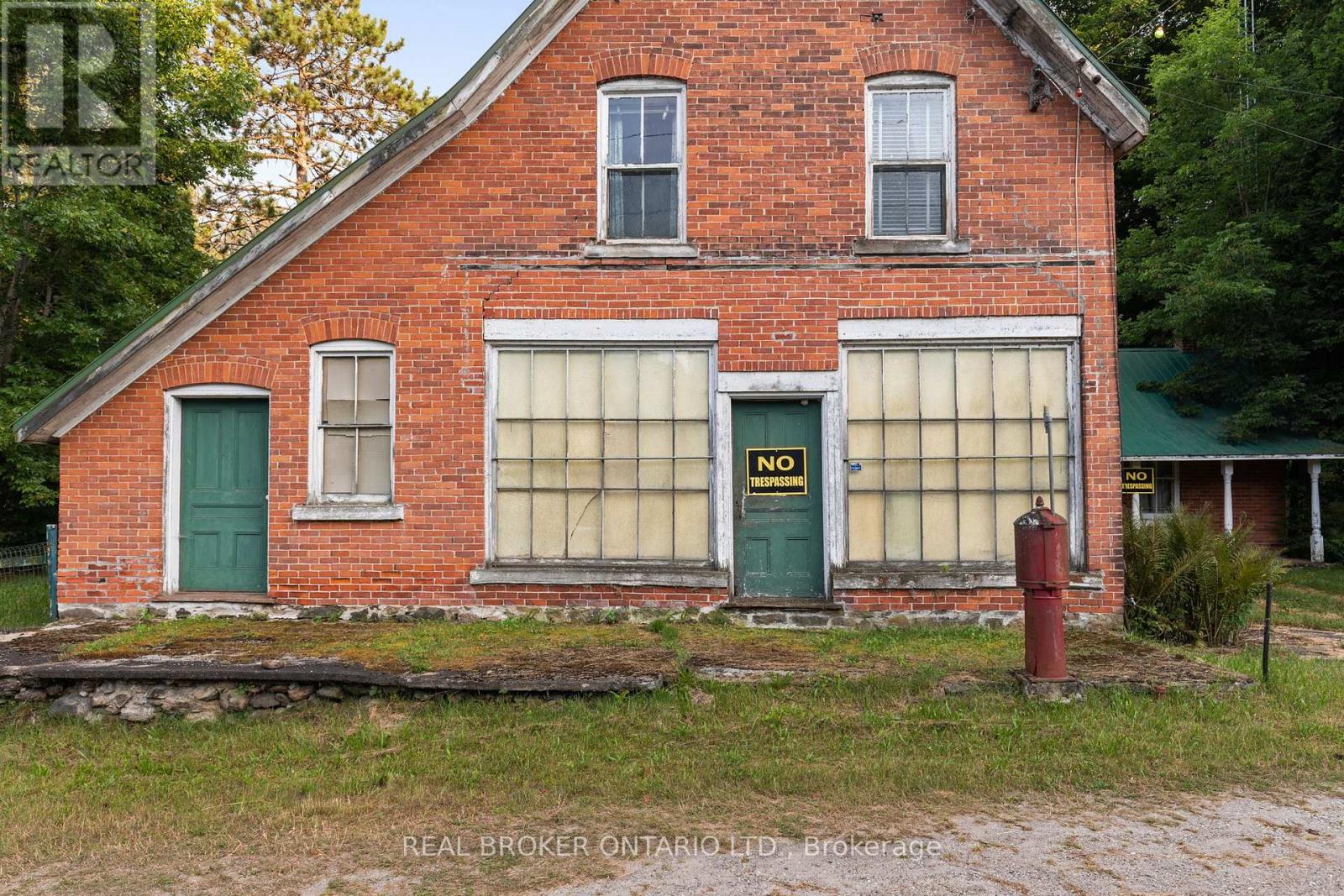 1401 Coopers Falls Road, Ramara, Ontario  L0K 2B0 - Photo 22 - S12428057