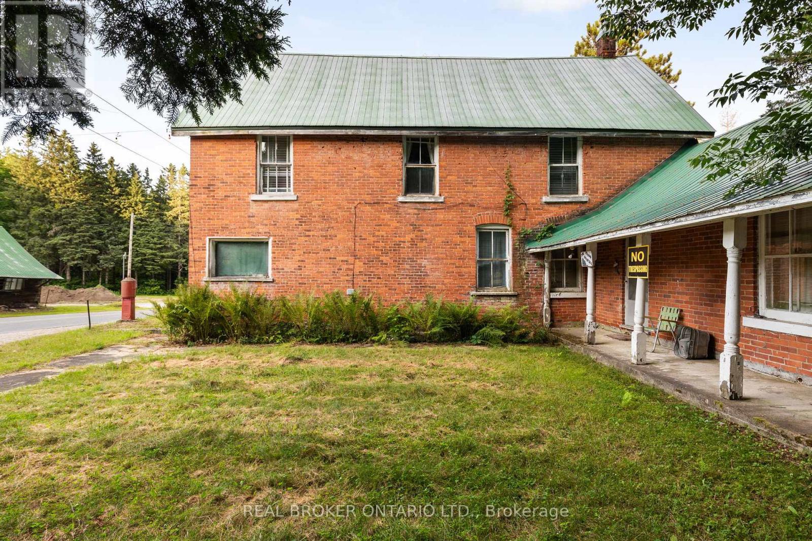 1401 Coopers Falls Road, Ramara, Ontario  L0K 2B0 - Photo 23 - S12428057