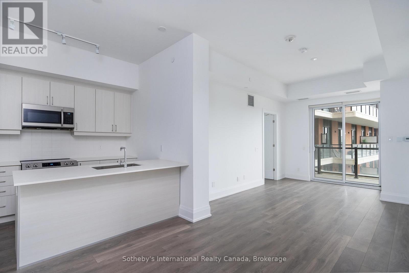 301 - 1 Hume Street, Collingwood, Ontario  L9Y 0X3 - Photo 4 - S12428118