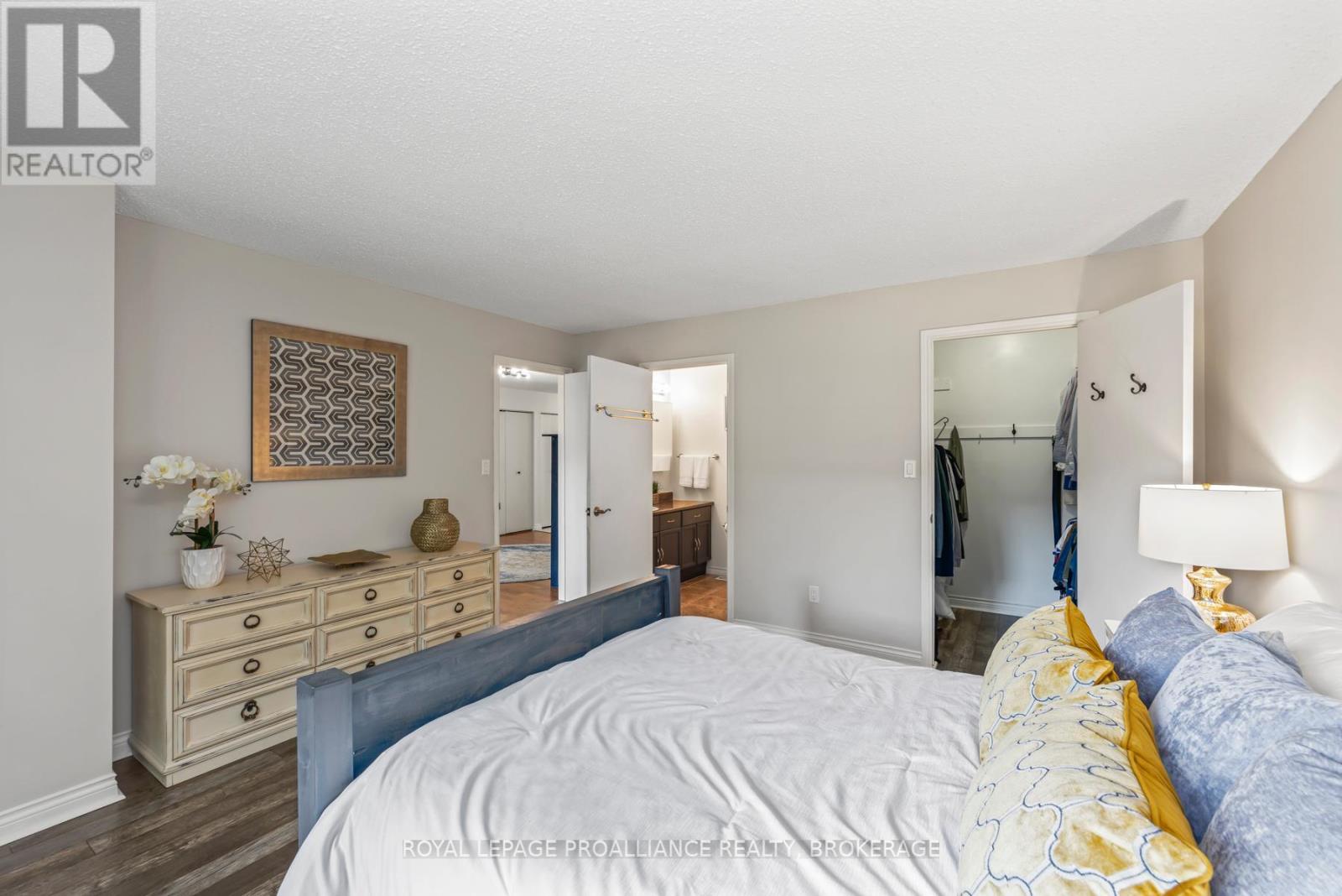 984 Ambleside Crescent, Kingston, Ontario  K7P 2B7 - Photo 21 - X12428125