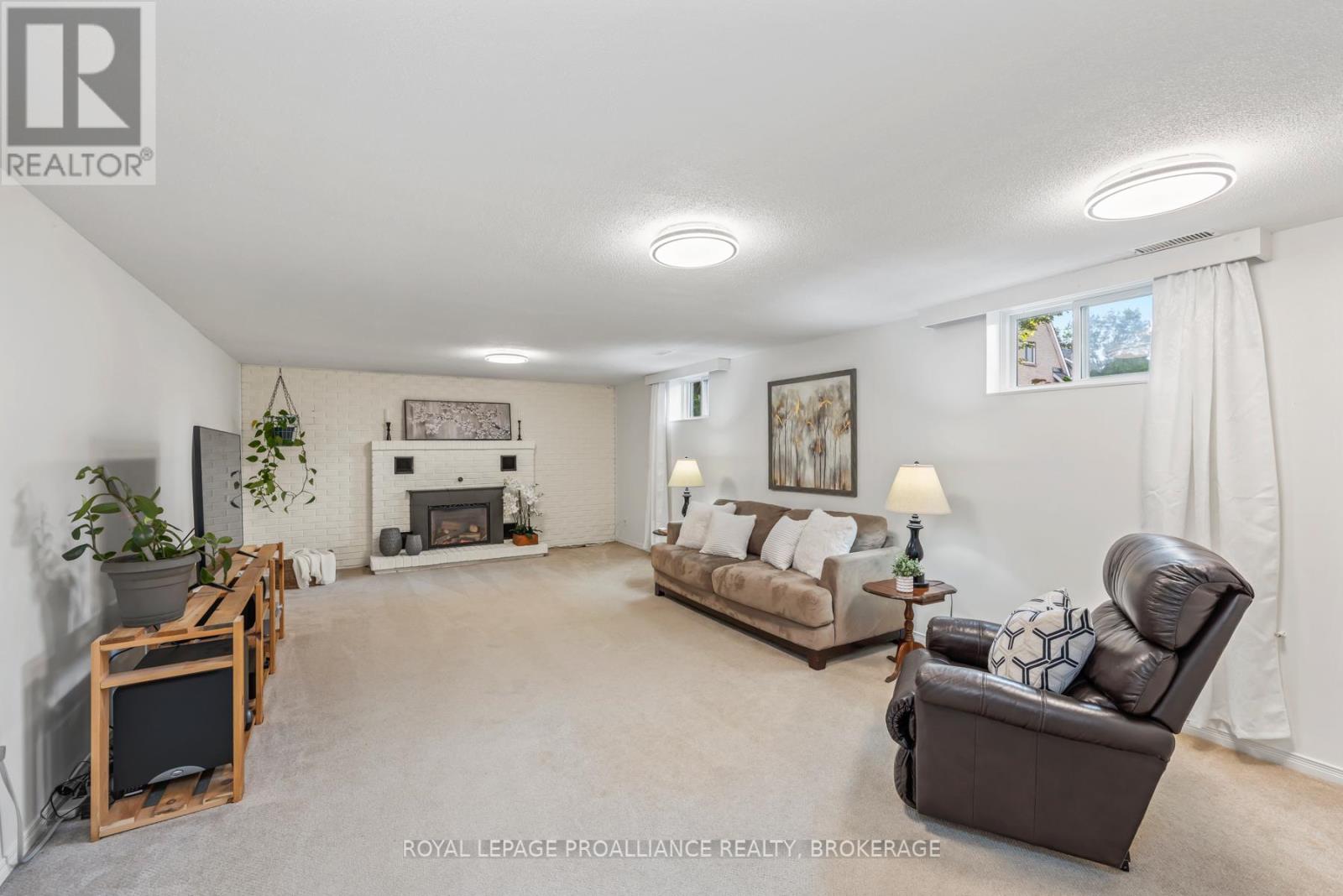 984 Ambleside Crescent, Kingston, Ontario  K7P 2B7 - Photo 28 - X12428125