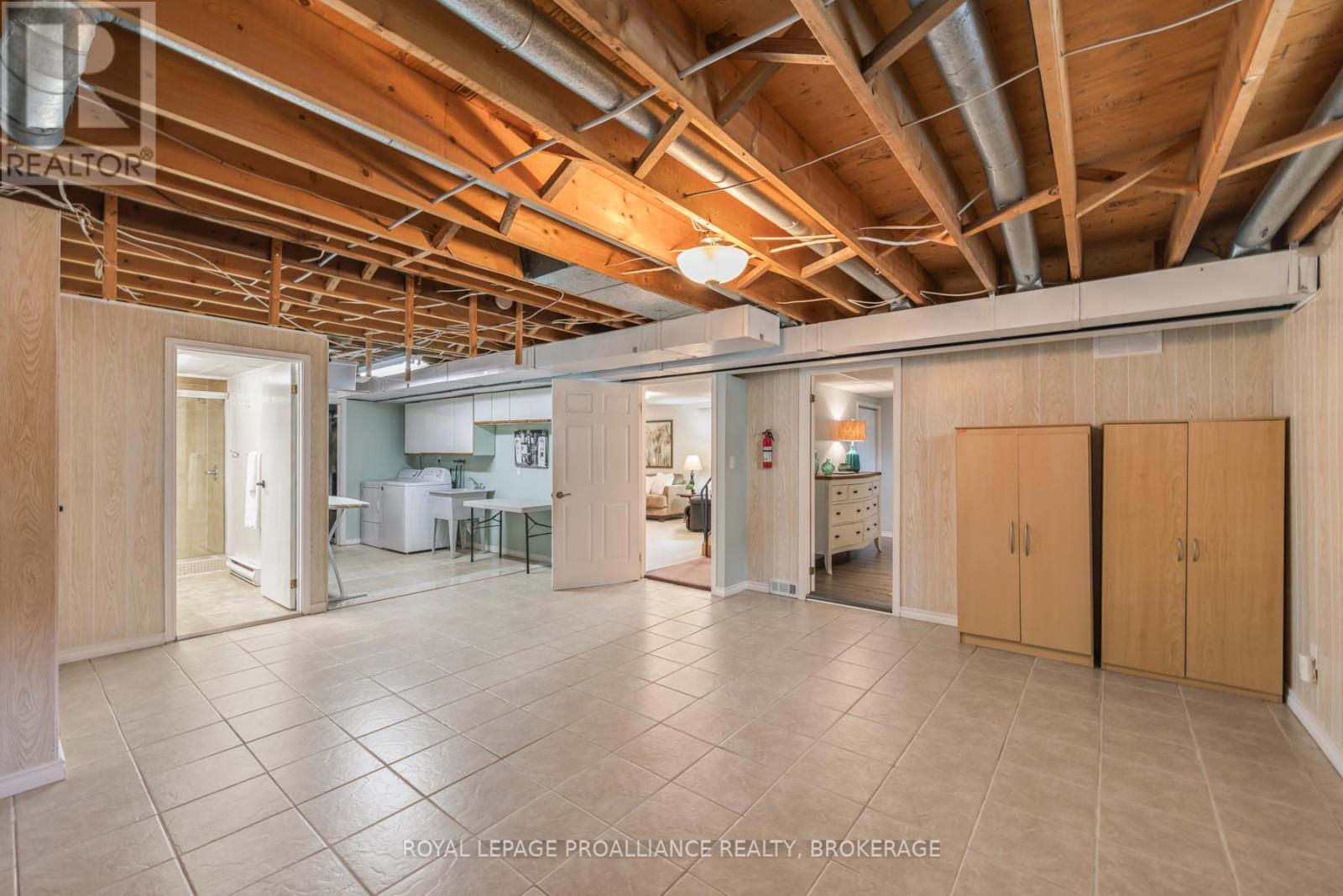 984 Ambleside Crescent, Kingston, Ontario  K7P 2B7 - Photo 33 - X12428125