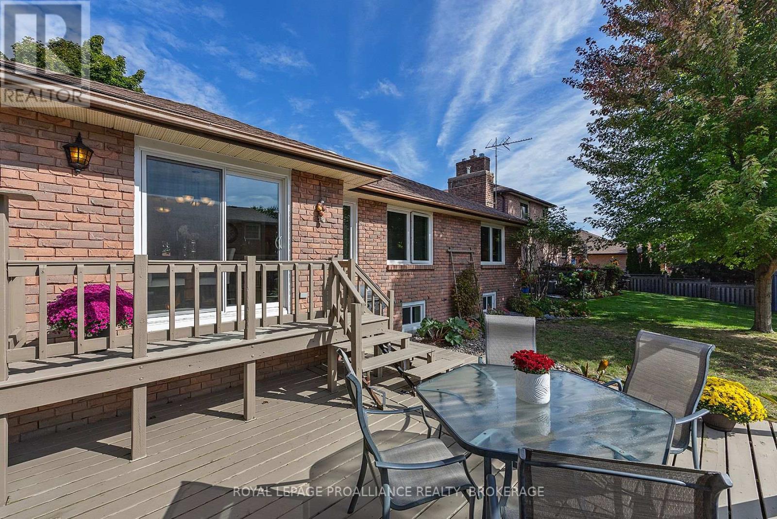 984 Ambleside Crescent, Kingston, Ontario  K7P 2B7 - Photo 40 - X12428125