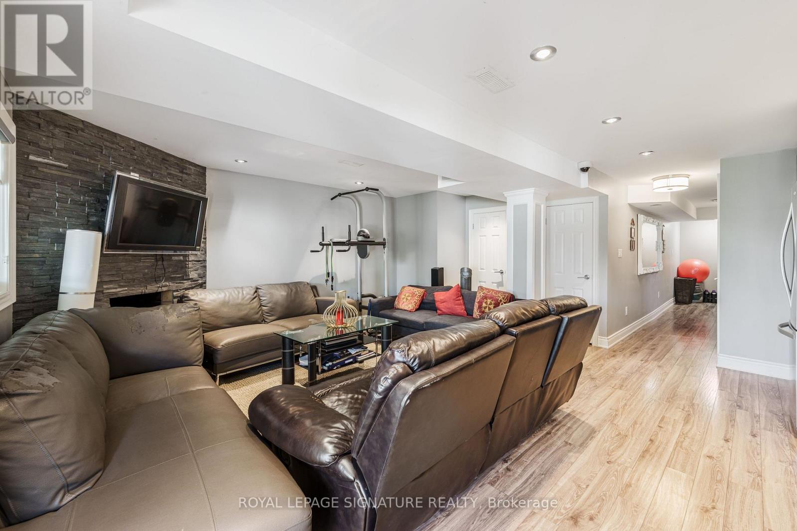 4091 Dursley Crescent, Mississauga, Ontario  L4Z 1J6 - Photo 39 - W12428060