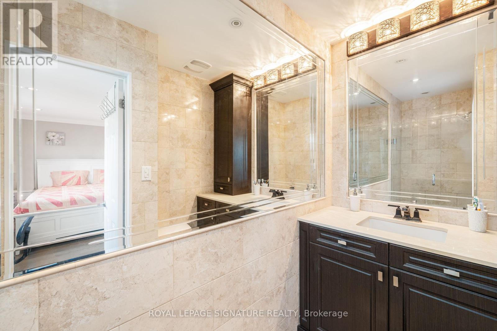 4091 Dursley Crescent, Mississauga, Ontario  L4Z 1J6 - Photo 40 - W12428060