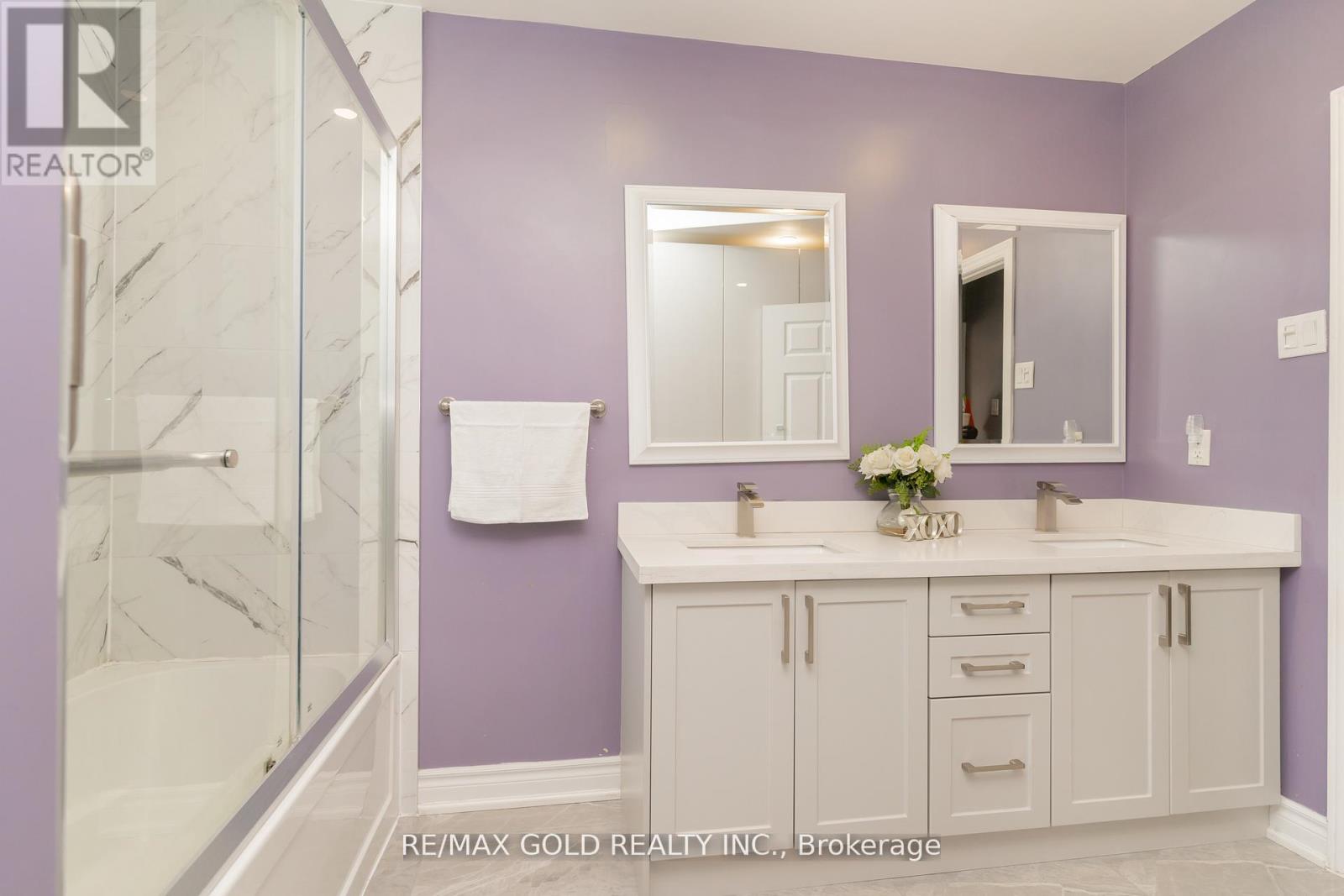 10 Brookdale Crescent, Brampton, Ontario  L6T 1M7 - Photo 21 - W12428067