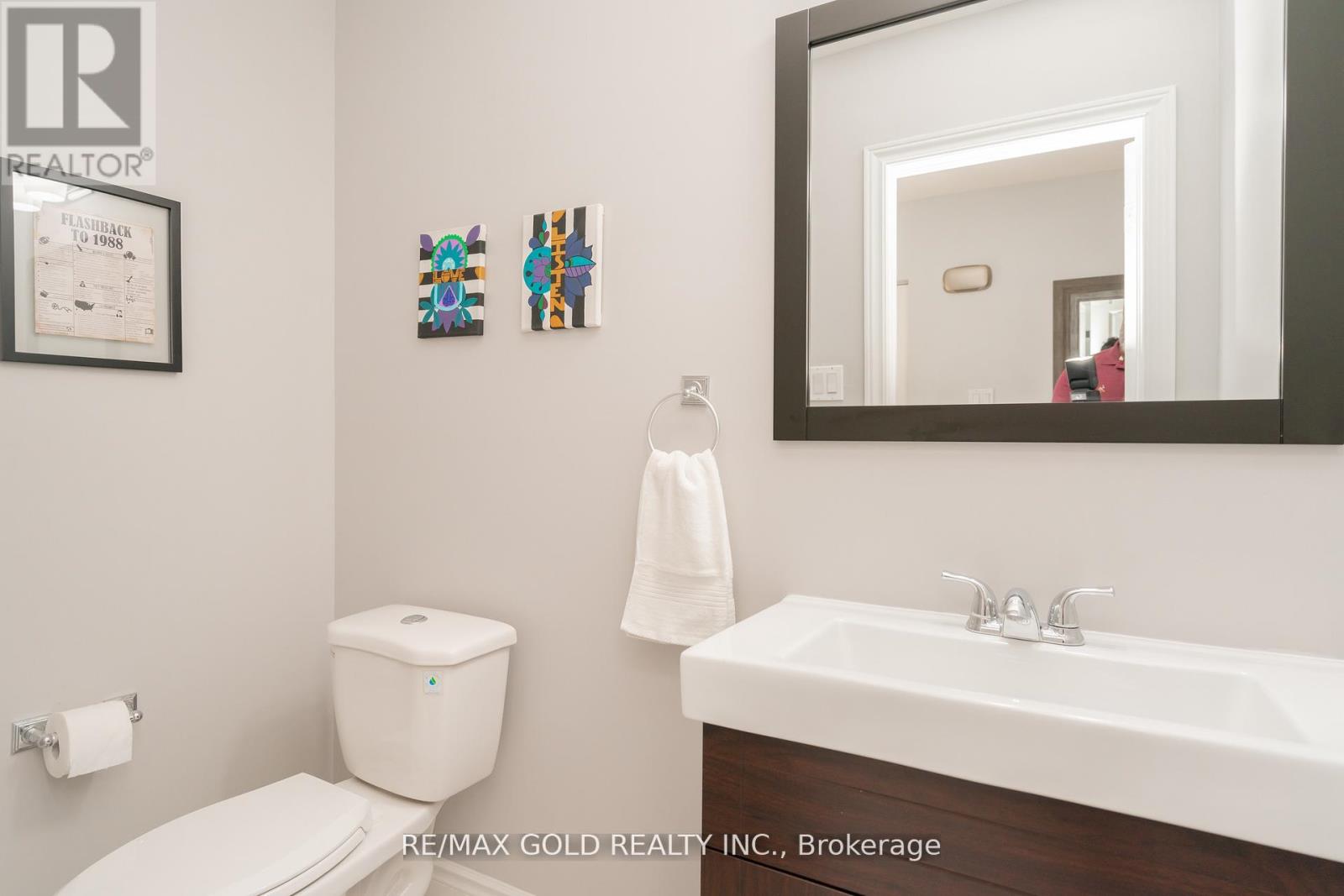 10 Brookdale Crescent, Brampton, Ontario  L6T 1M7 - Photo 24 - W12428067