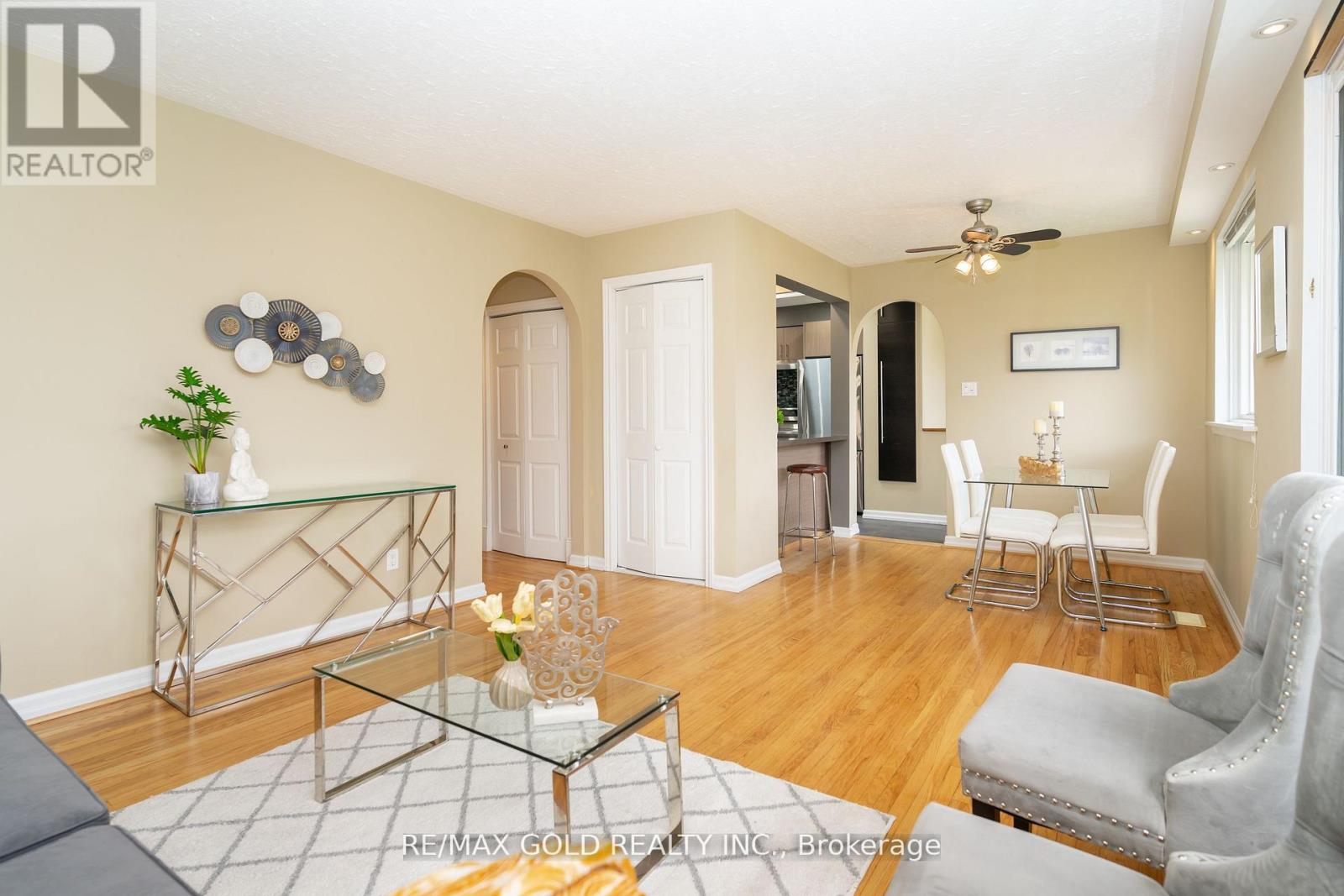 36 Alderbury Crescent, Brampton, Ontario  L6T 1P6 - Photo 11 - W12428069