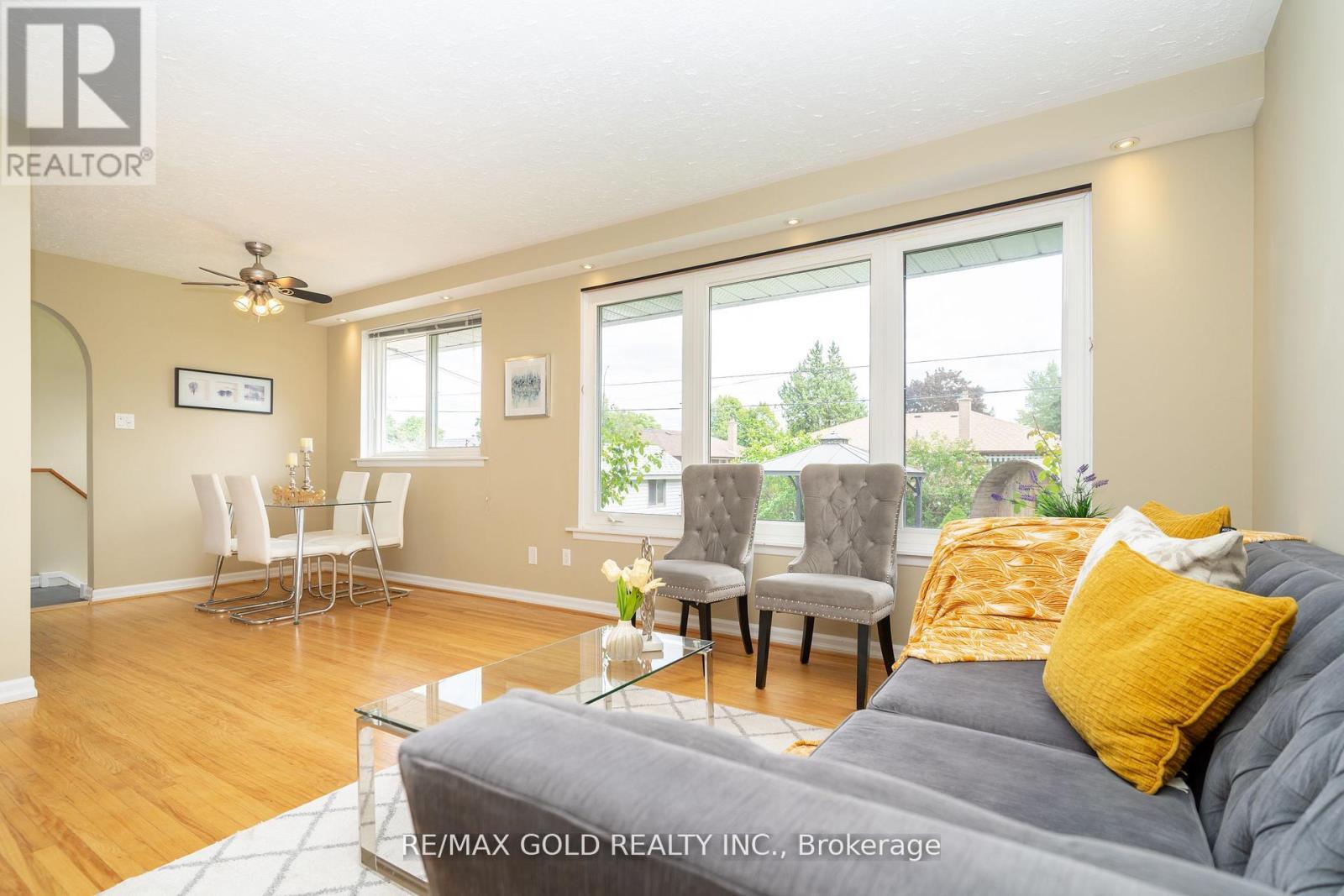 36 Alderbury Crescent, Brampton, Ontario  L6T 1P6 - Photo 12 - W12428069