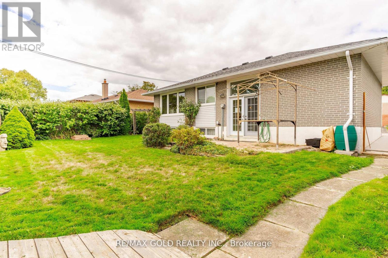 36 Alderbury Crescent, Brampton, Ontario  L6T 1P6 - Photo 35 - W12428069