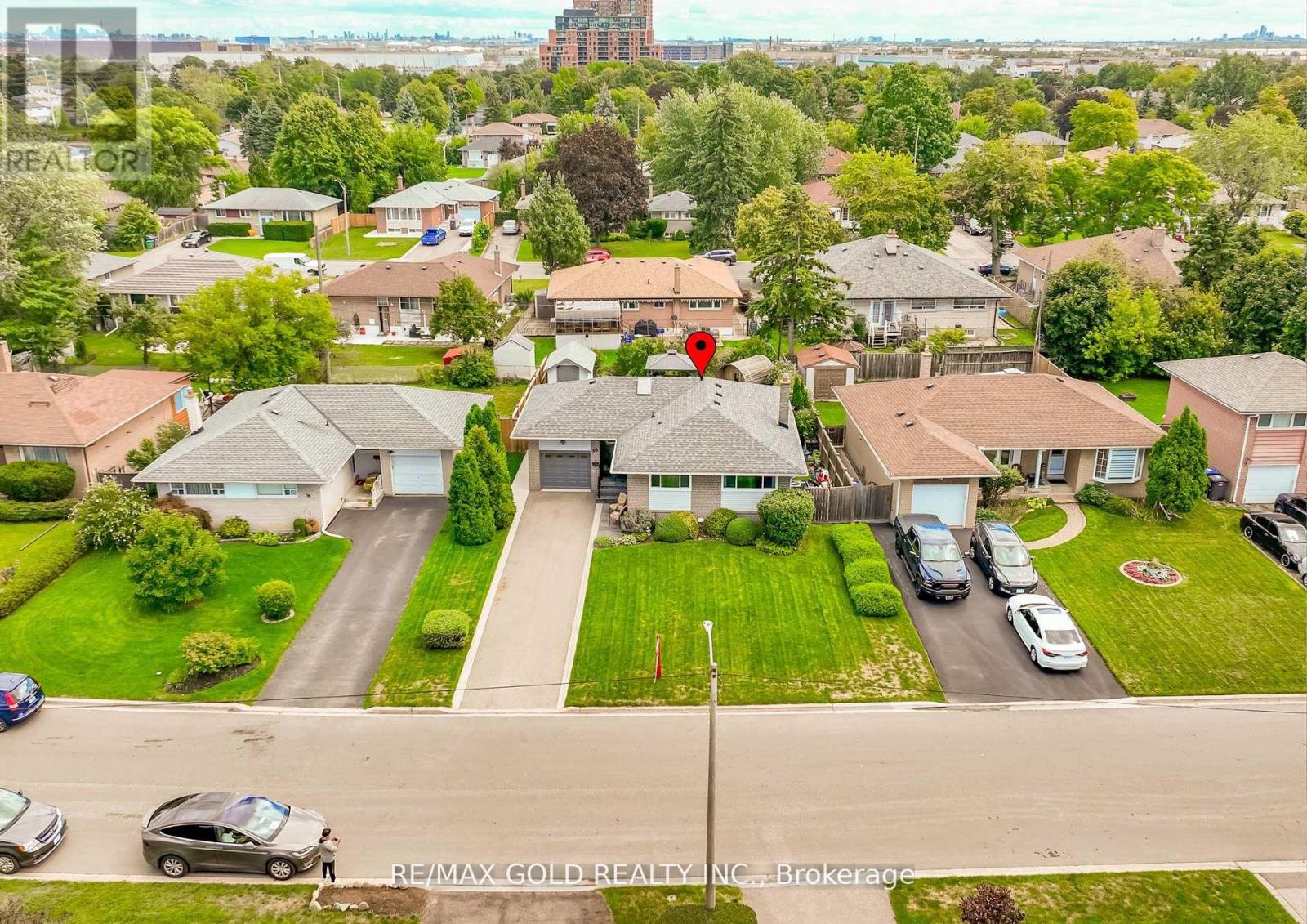 36 Alderbury Crescent, Brampton, Ontario  L6T 1P6 - Photo 42 - W12428069