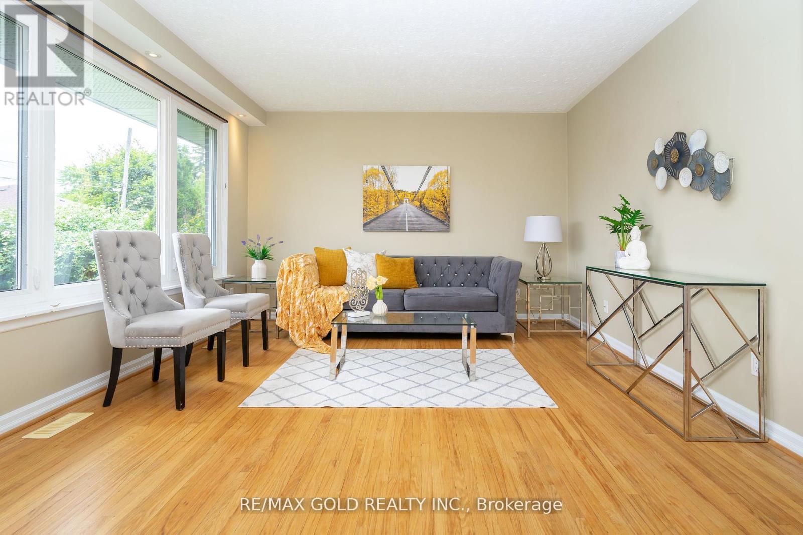 36 Alderbury Crescent, Brampton, Ontario  L6T 1P6 - Photo 9 - W12428069