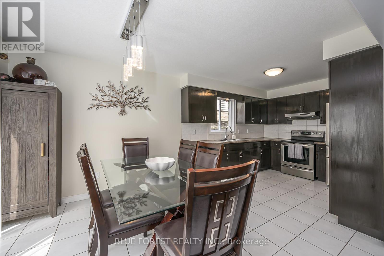 2875 Lemieux Walk, London South, Ontario  N6L 0A9 - Photo 17 - X12428094