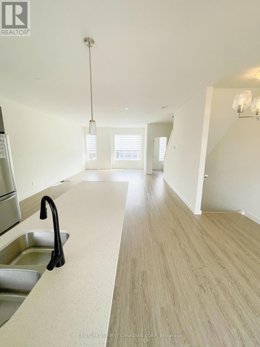 44 - 1781 Henrica Avenue, London North, Ontario  N6G 0Y2 - Photo 11 - X12428120