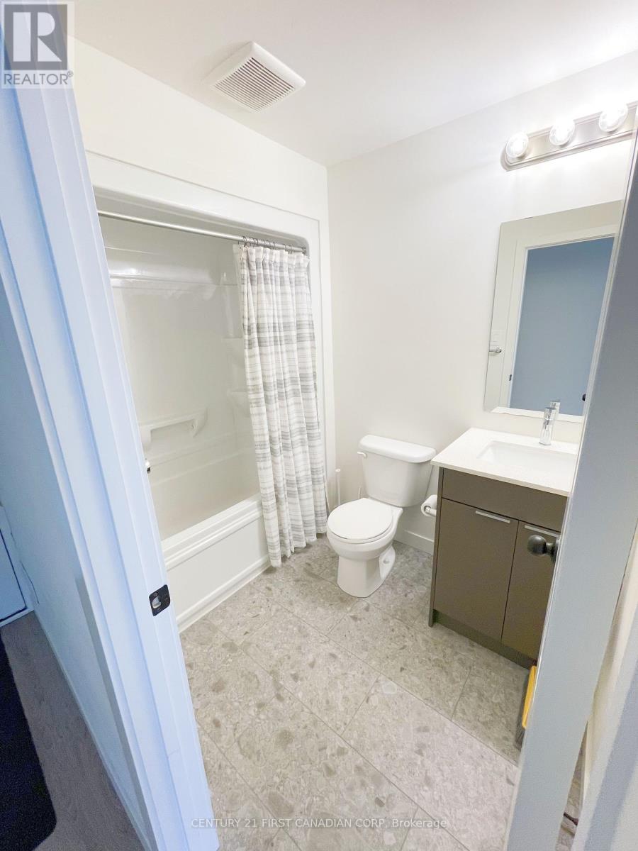 44 - 1781 Henrica Avenue, London North, Ontario  N6G 0Y2 - Photo 6 - X12428120