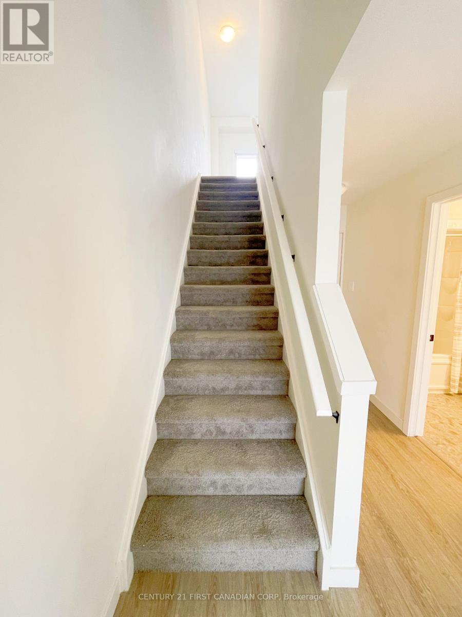 44 - 1781 Henrica Avenue, London North, Ontario  N6G 0Y2 - Photo 8 - X12428120