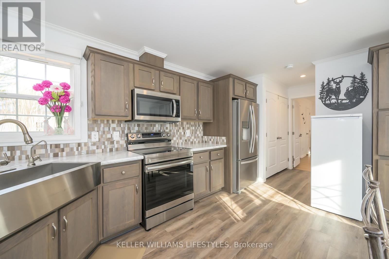 A22 - 4838 Switzer Drive, Southwest Middlesex, Ontario  N0L 1A0 - Photo 19 - X12428127