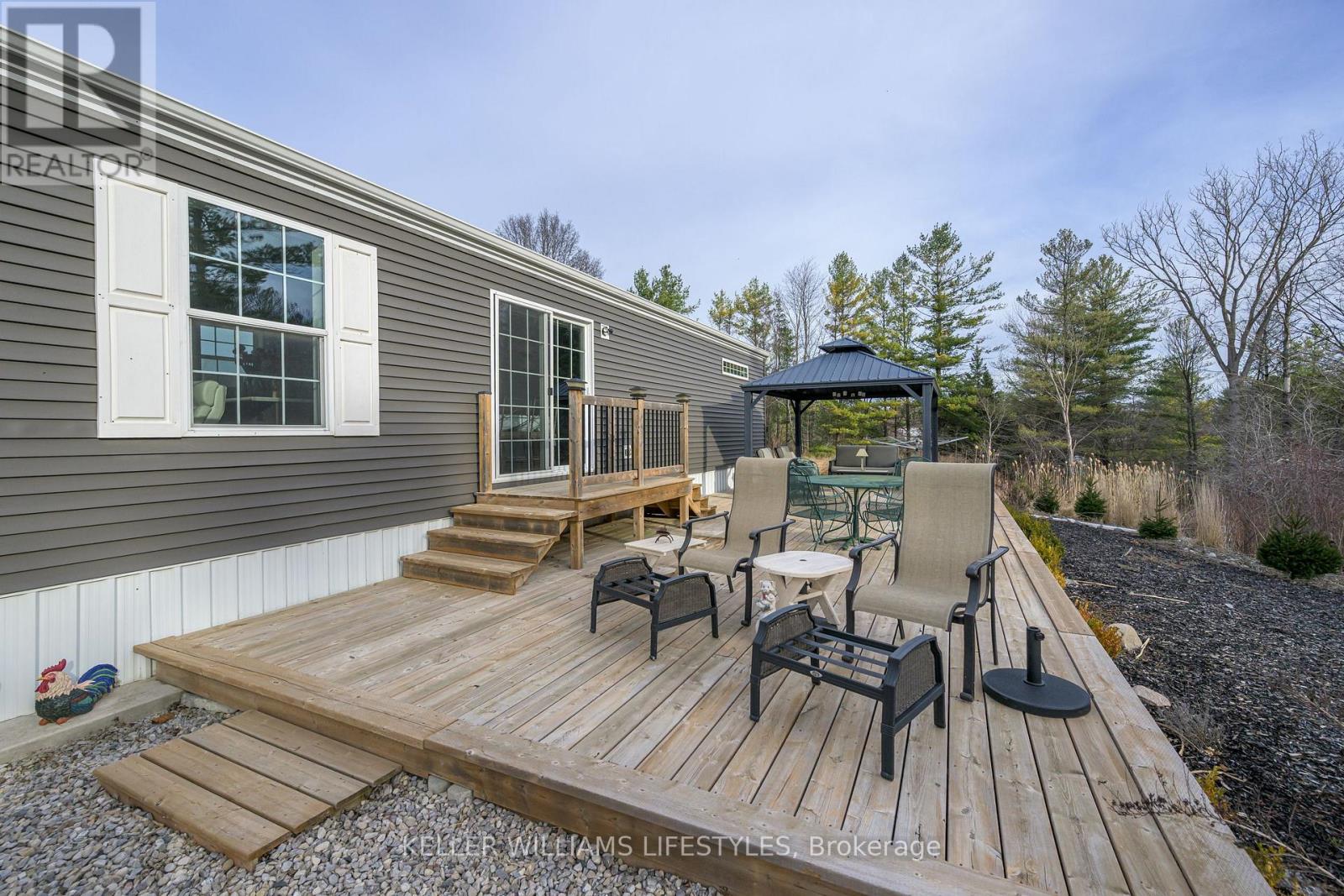 A22 - 4838 Switzer Drive, Southwest Middlesex, Ontario  N0L 1A0 - Photo 6 - X12428127