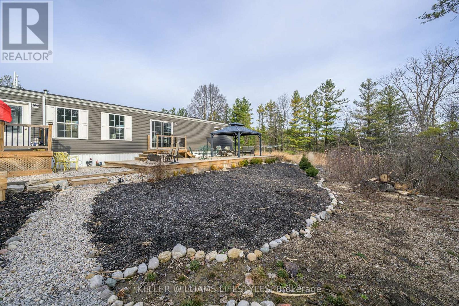 A22 - 4838 Switzer Drive, Southwest Middlesex, Ontario  N0L 1A0 - Photo 7 - X12428127