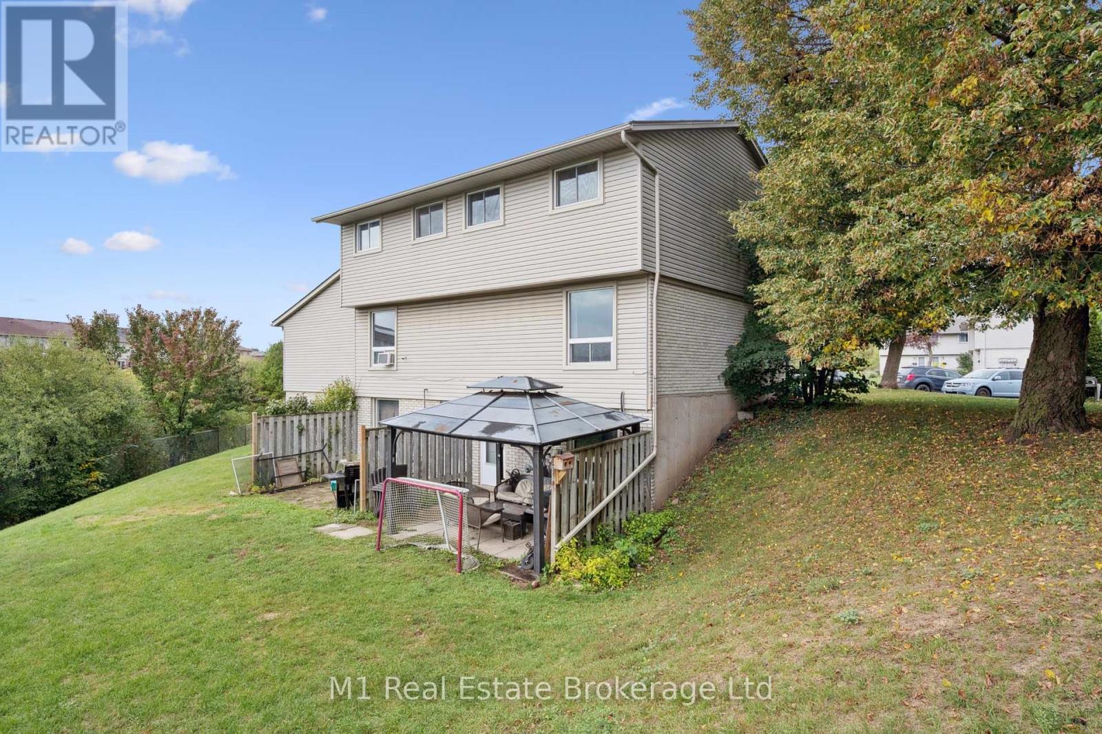 13 - 700 Paisley Road, Guelph, Ontario  N1K 1A3 - Photo 31 - X12428101