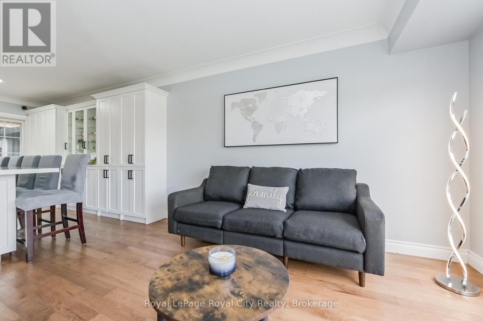670 Ferrier Street, Centre Wellington, Ontario  N1M 1W8 - Photo 18 - X12428105